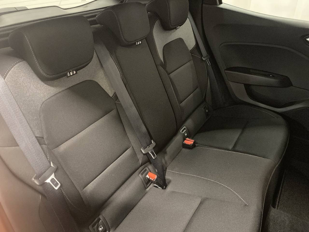 Vente en ligne Renault Clio 5 Clio Blue dCi 100 ch au prix de 18 790 €