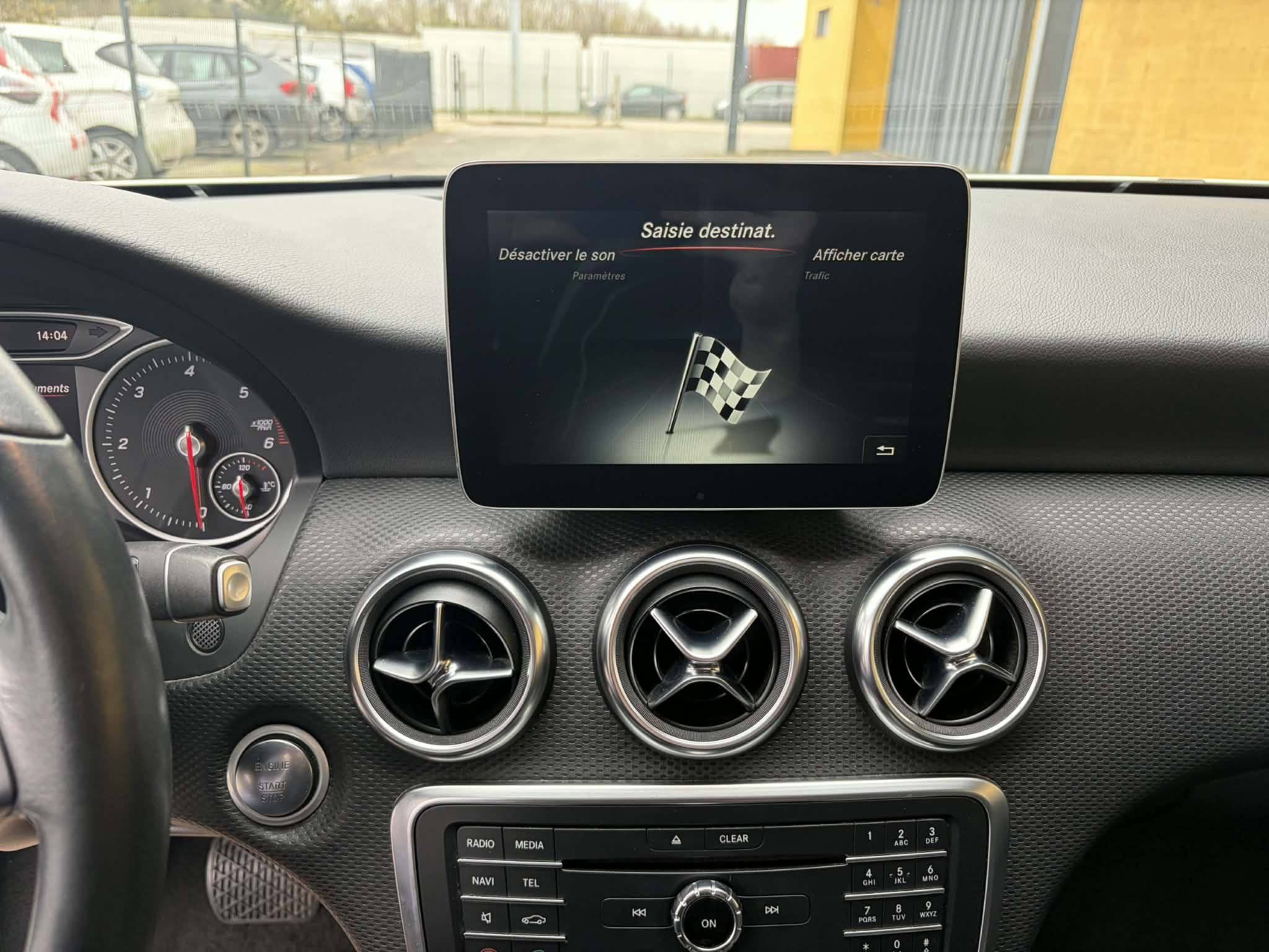 Vente en ligne Mercedes Classe A  200 d 7G-DCT au prix de 16 990 €