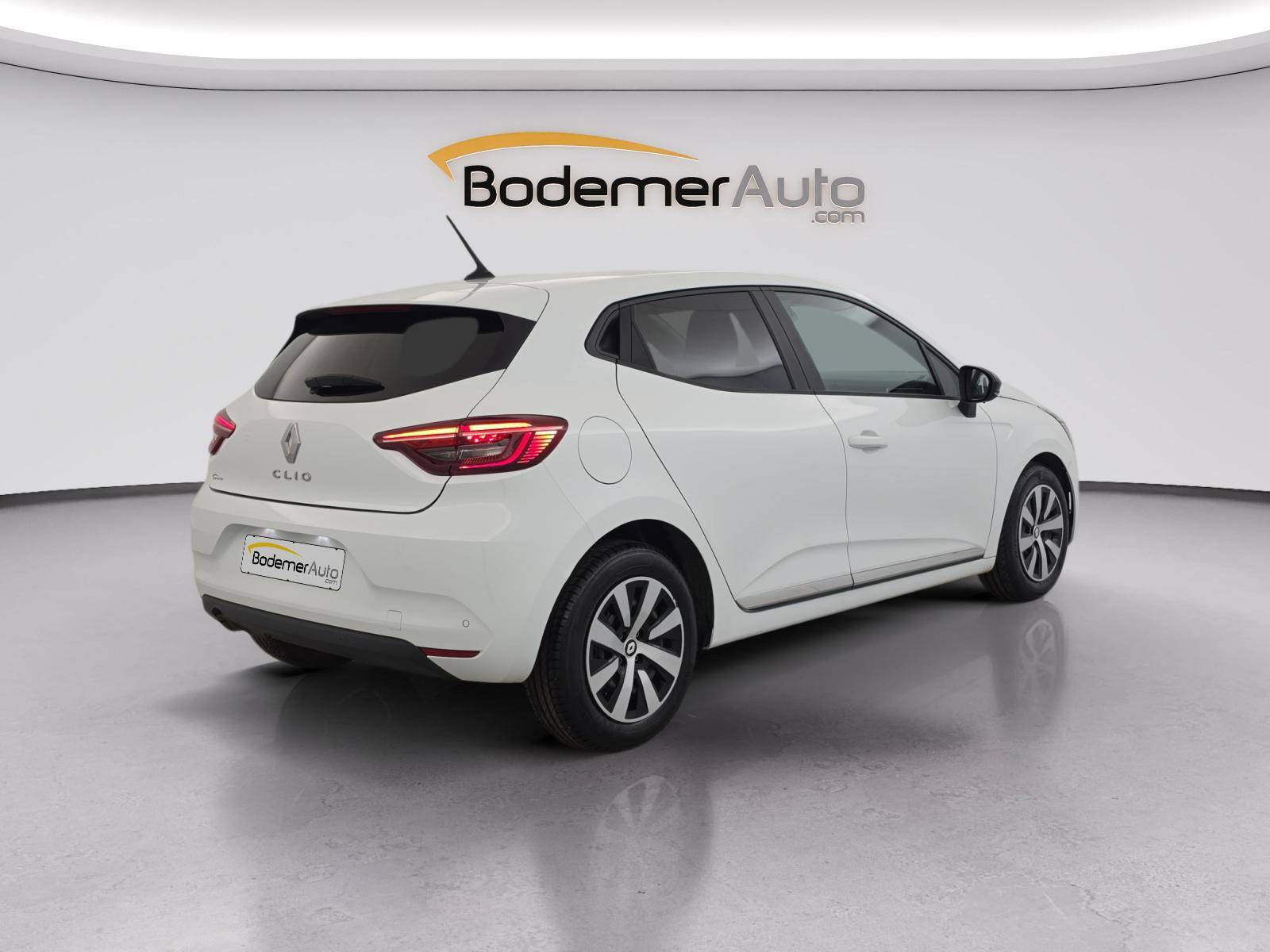Vente en ligne Renault Clio 5 Clio TCe 90 au prix de 13 999 €