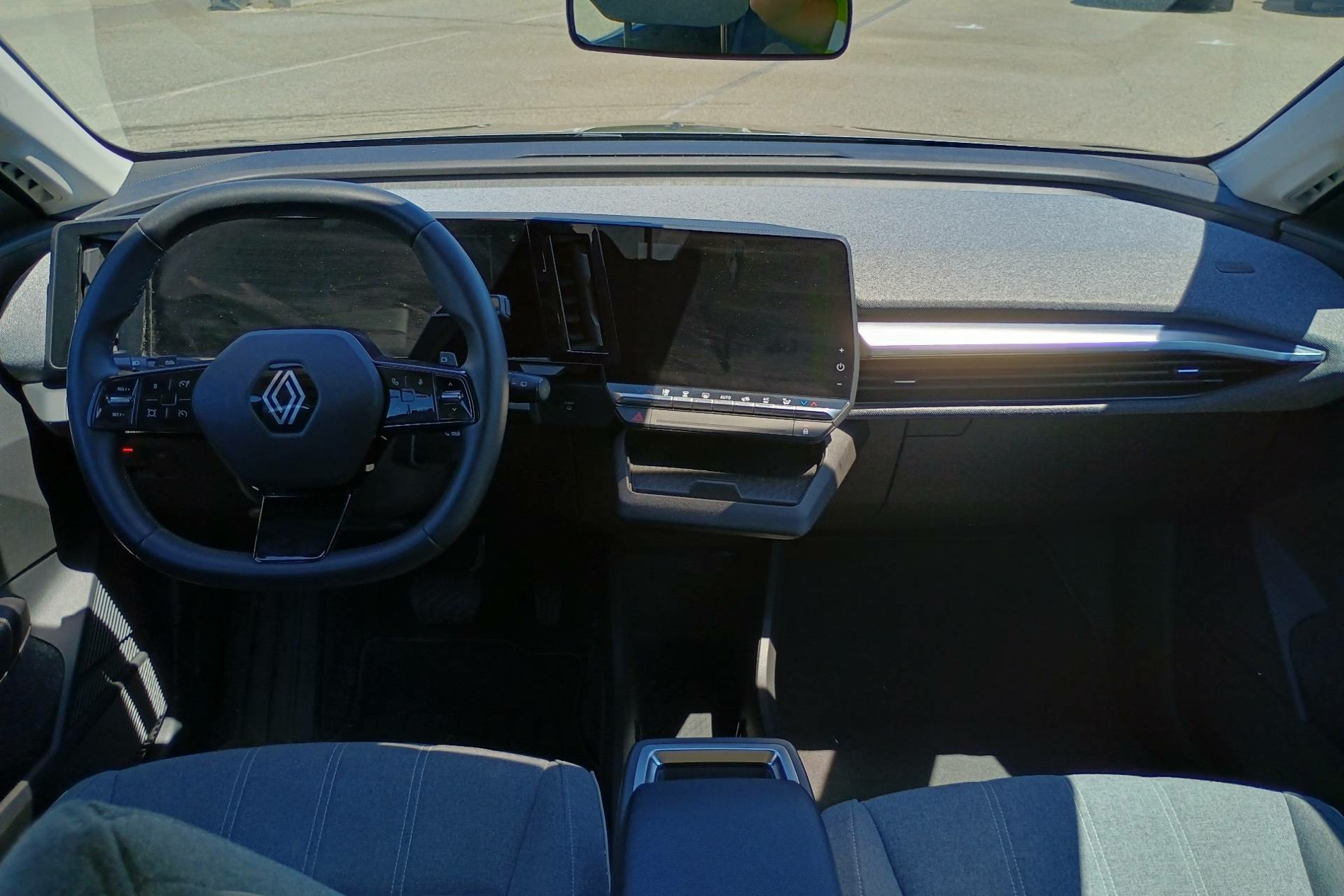 Vente en ligne Renault Megane E-Tech  EV60 220 ch super charge au prix de 24 290 €