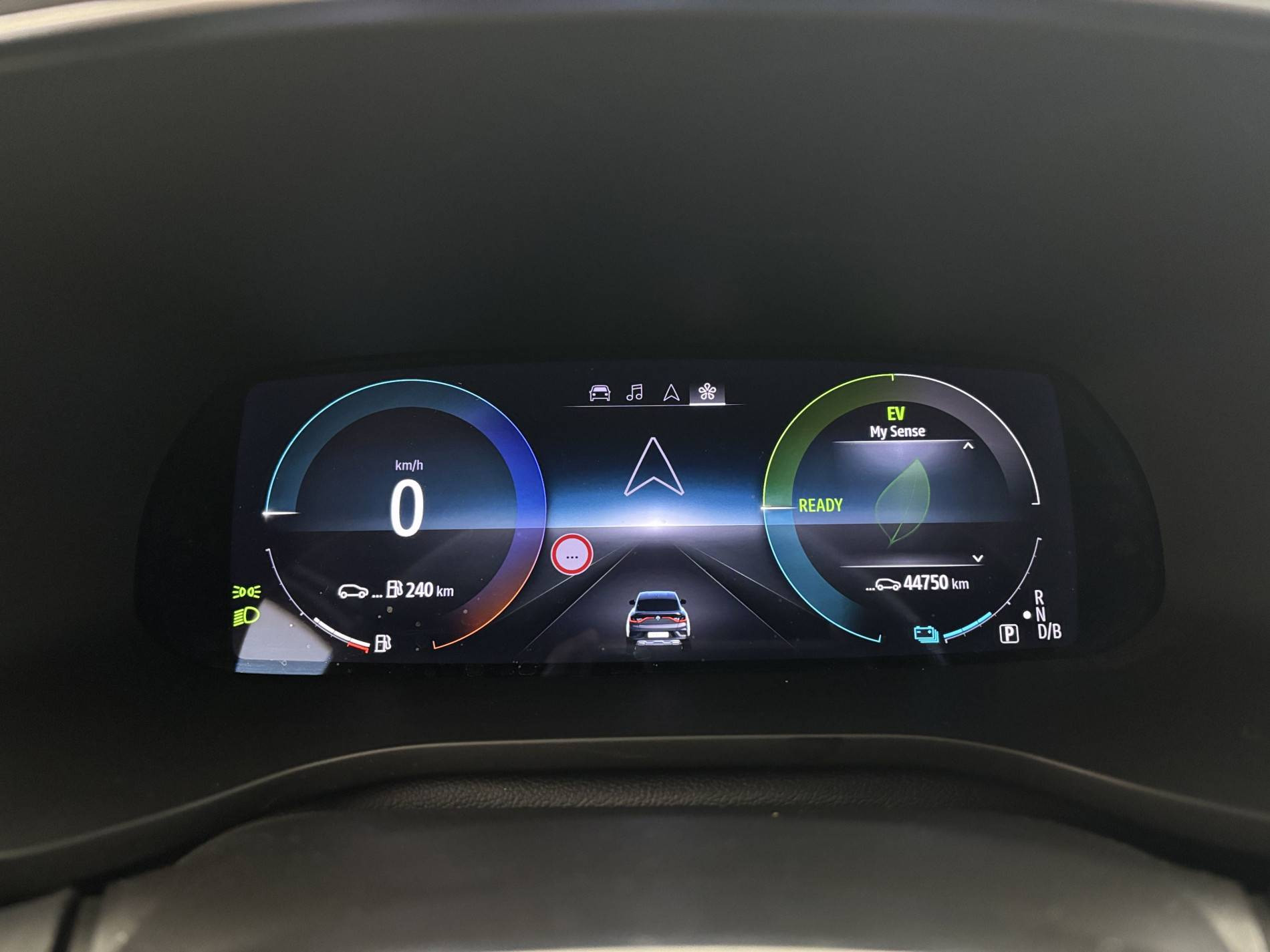 Vente en ligne Renault Arkana  E-Tech hybride 145 au prix de 21 990 €