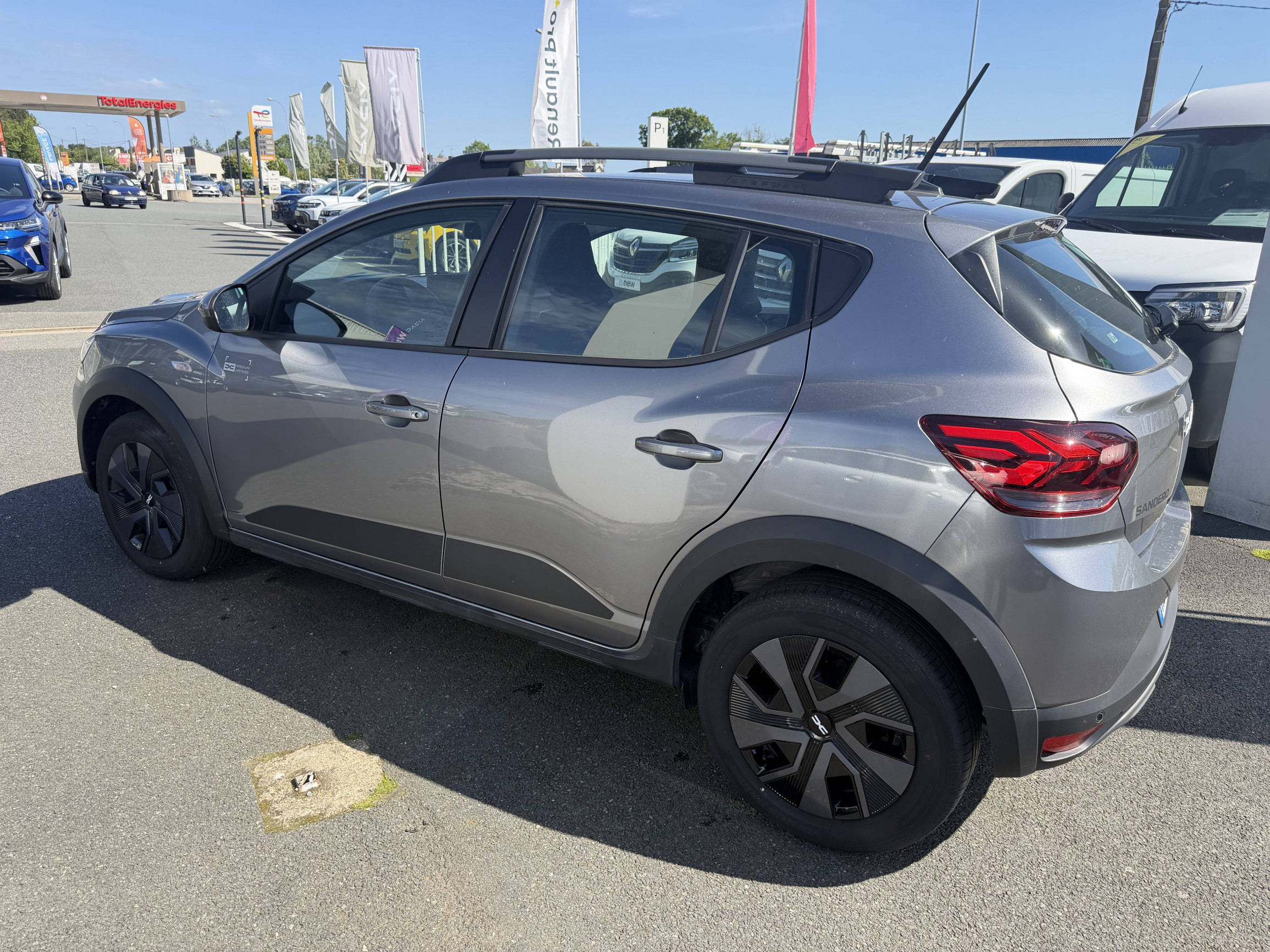 Vente en ligne Dacia Sandero  ECO-G 100 GSR2 au prix de 15 490 €