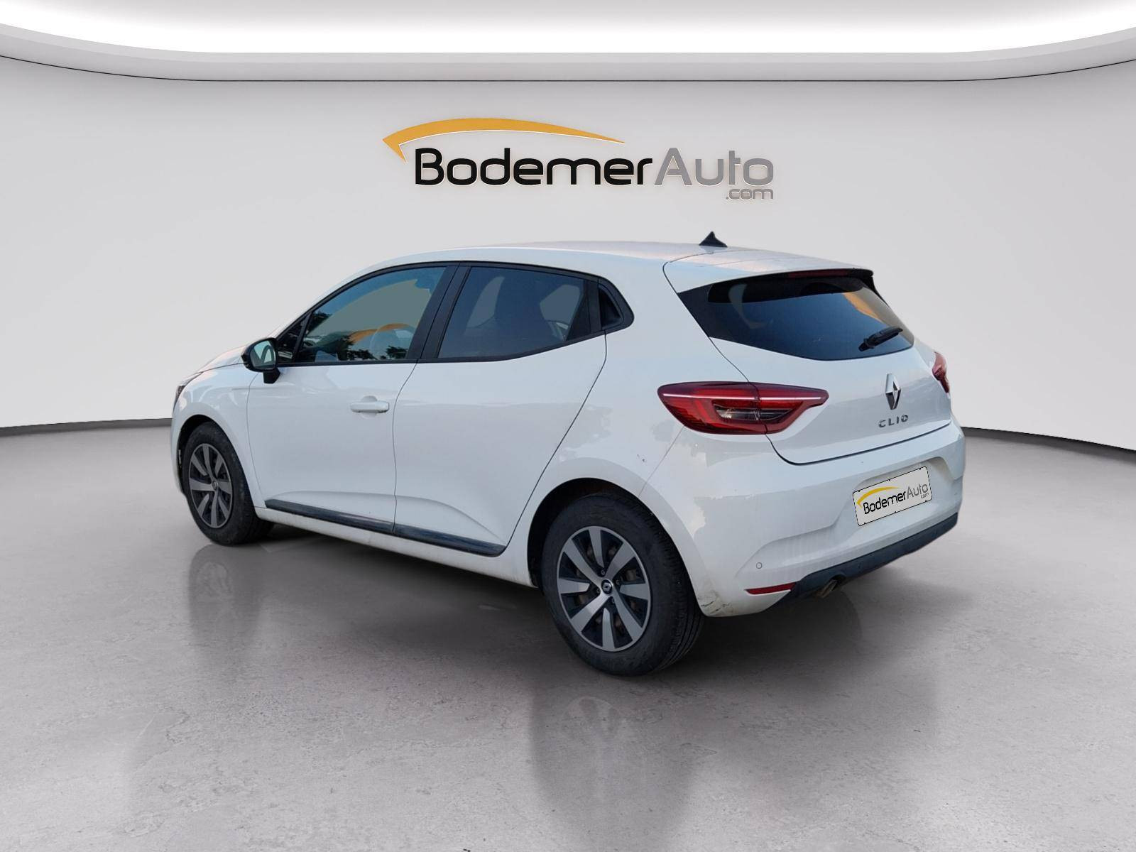 Vente en ligne Renault Clio 5 Clio TCe 90 au prix de 13 850 €
