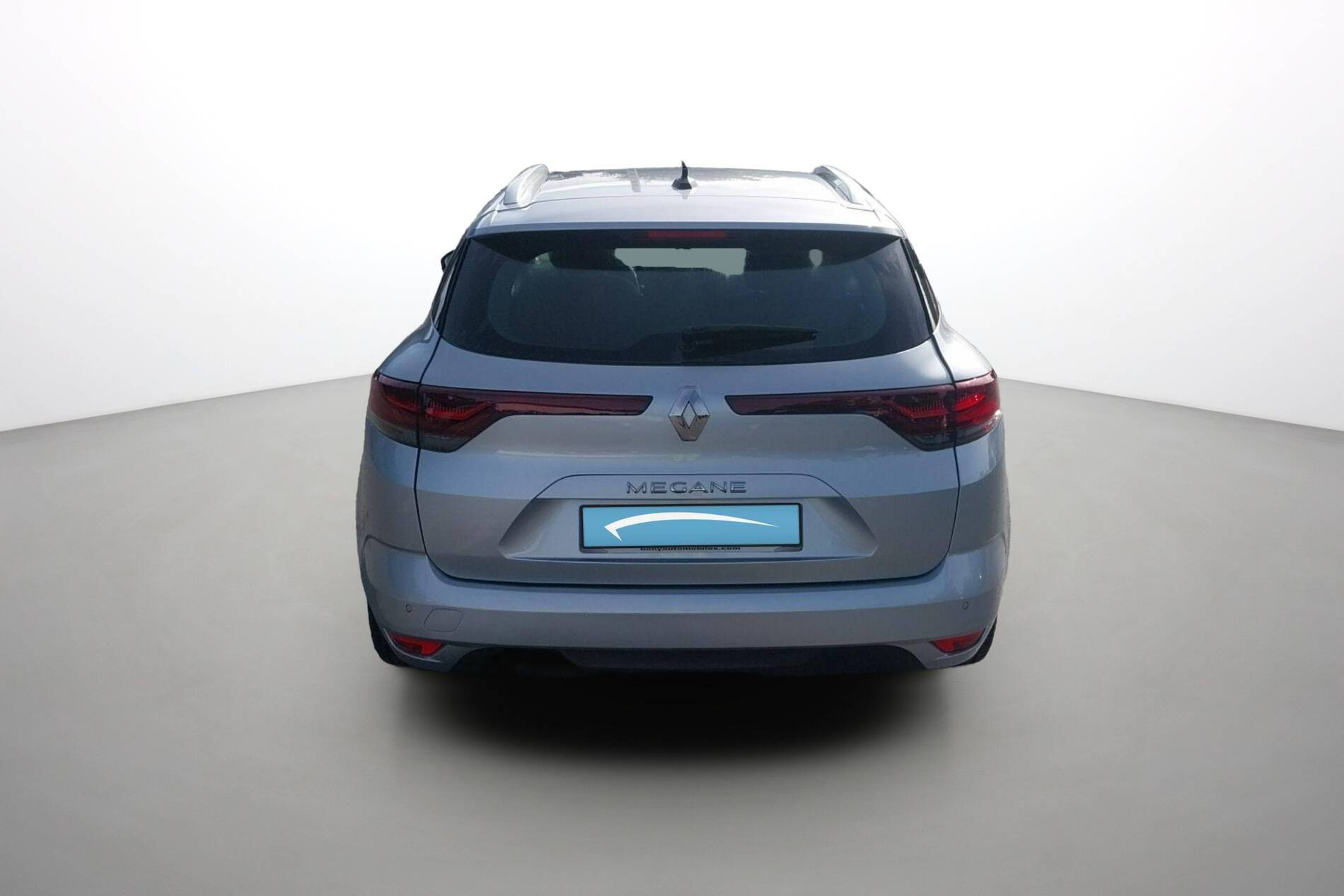 Vente en ligne Renault Megane 4 Estate  TCe 140 au prix de 15 990 €