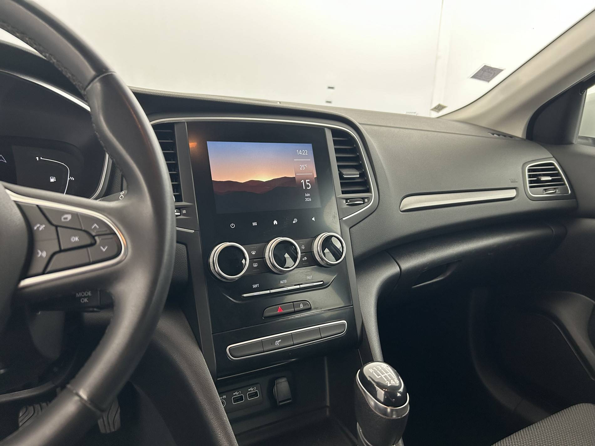 Vente en ligne Renault Megane 4  TCe 140 au prix de 15 990 €