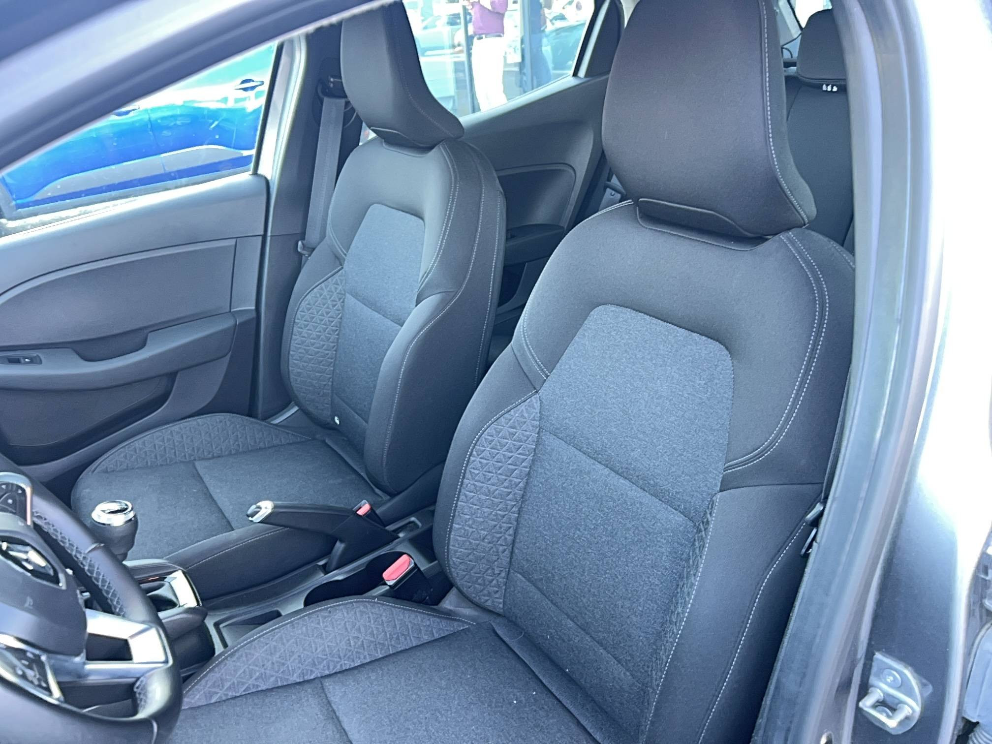 Vente en ligne Renault Clio 5 Clio TCe 90 au prix de 14 290 €