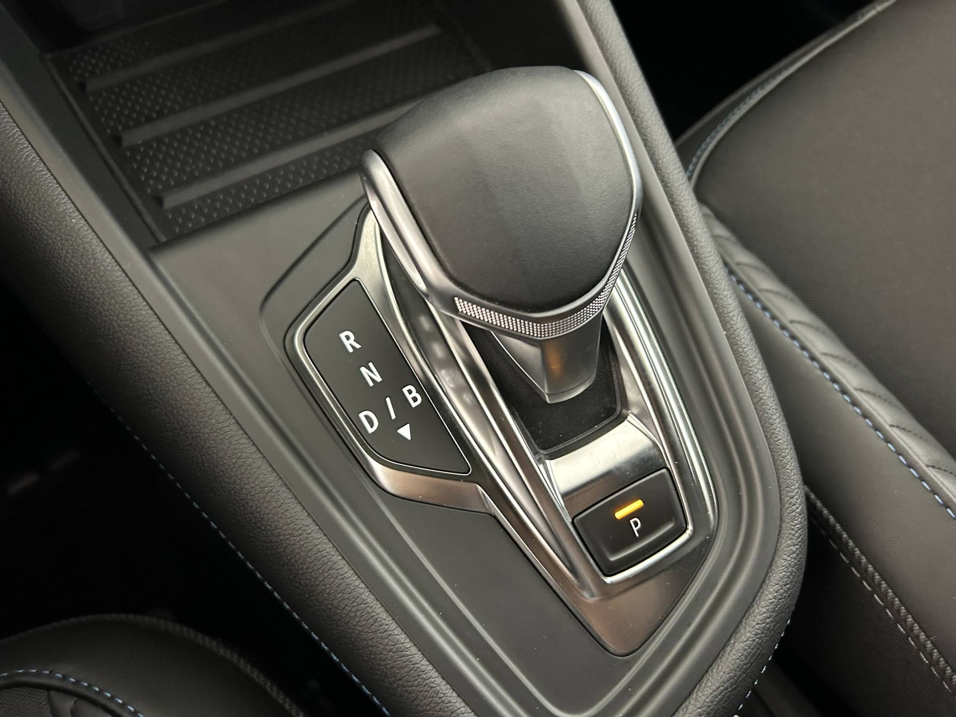 Vente en ligne Renault Symbioz  E-Tech full hybrid 145 au prix de 25 991 €