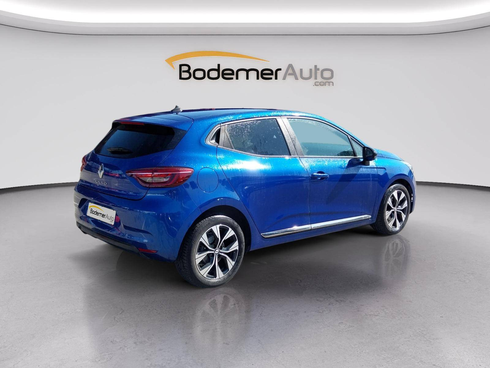 Vente en ligne Renault Clio 5 Clio Blue dCi 100 au prix de 14 990 €