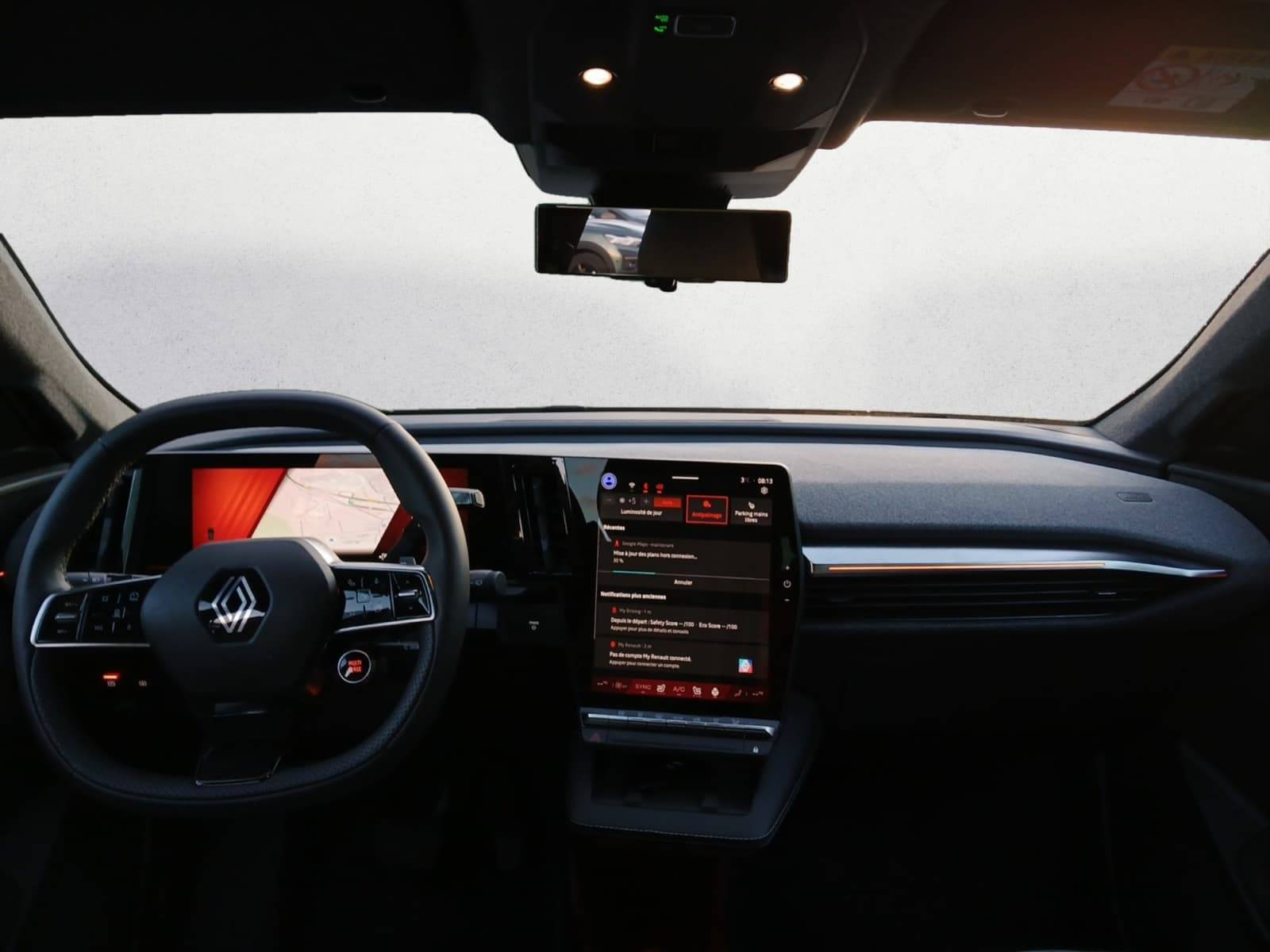 Vente en ligne Renault Scenic E-Tech  220 ch grande autonomie au prix de 38 600 €