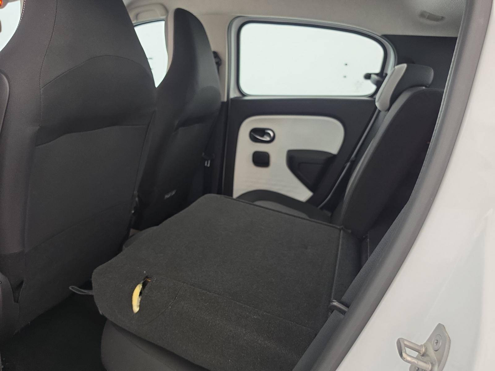 Vente en ligne Renault Twingo Electrique Twingo III E-Tech au prix de 12 990 €