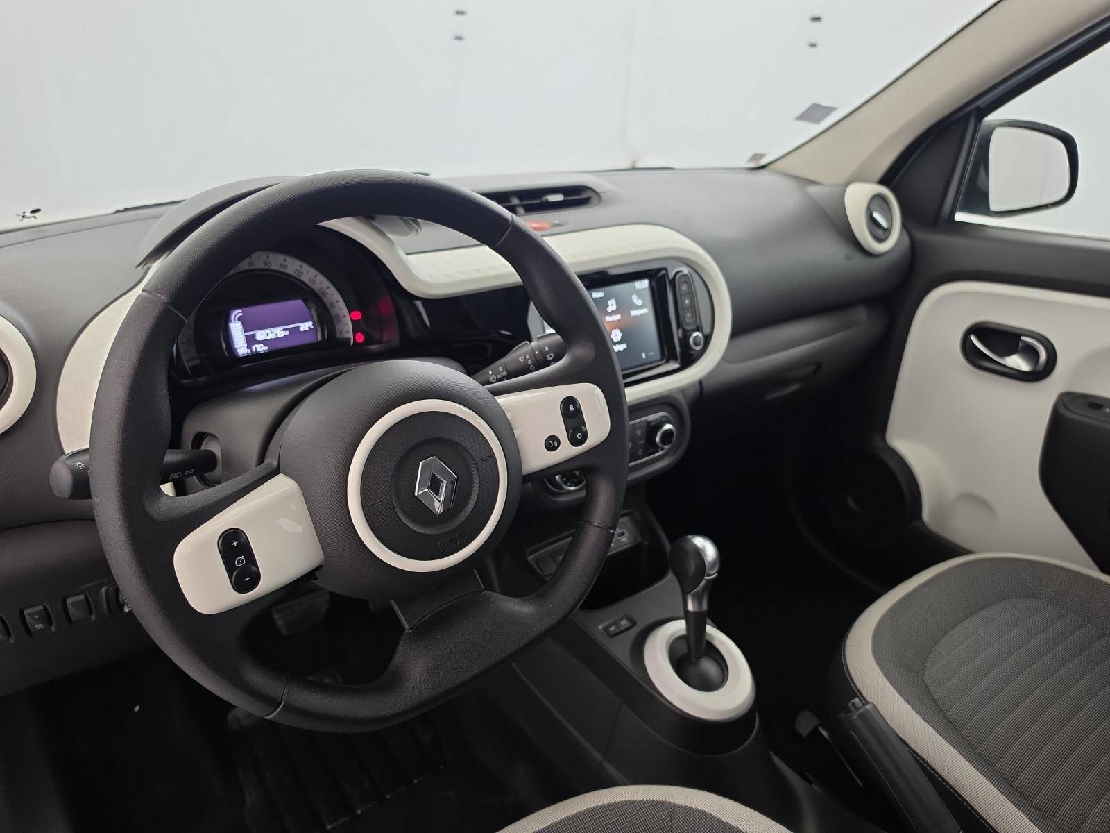 Vente en ligne Renault Twingo Electrique Twingo III E-Tech au prix de 12 990 €