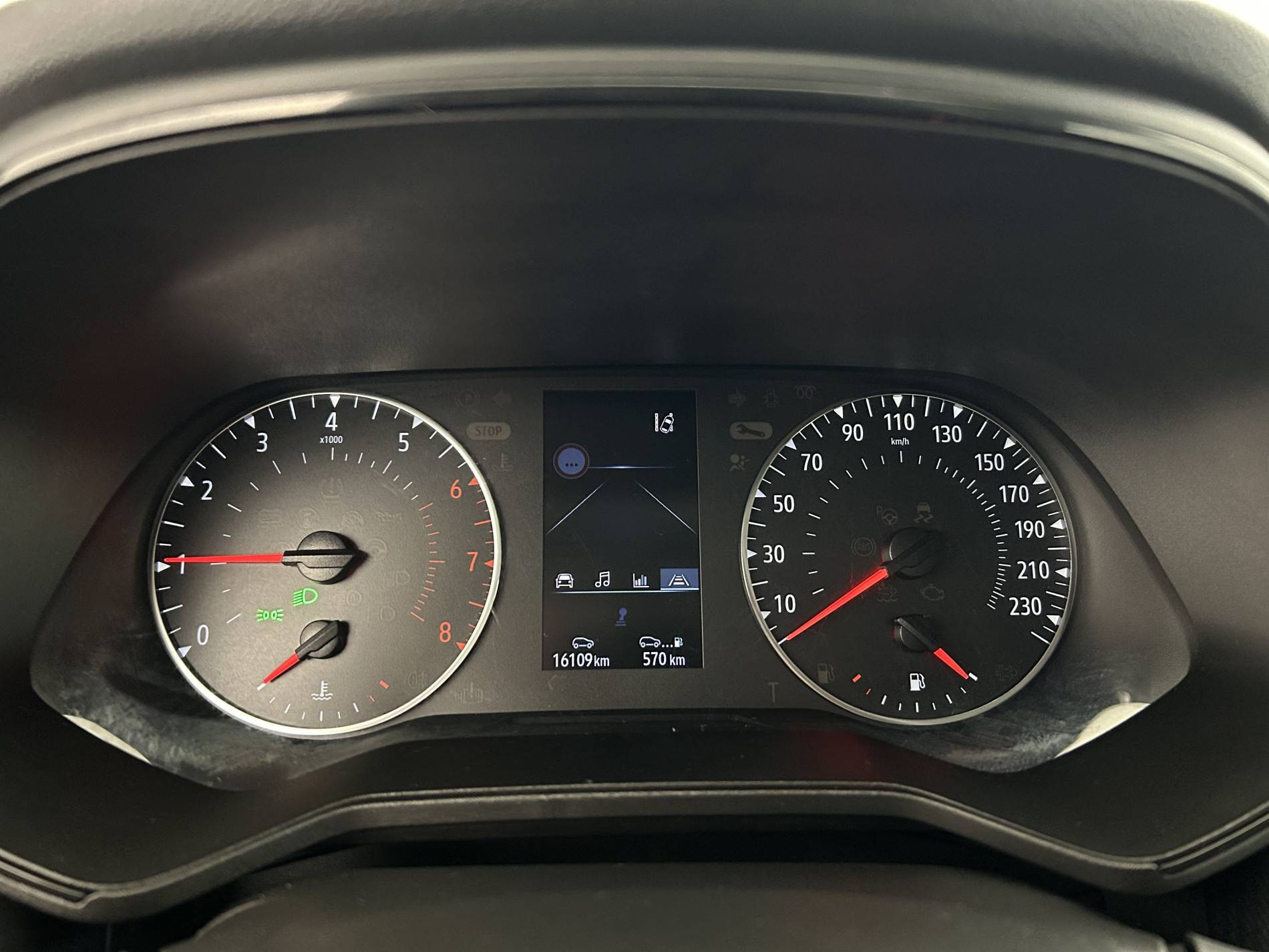 Vente en ligne Renault Clio 5 Clio TCe 90 au prix de 13 990 €