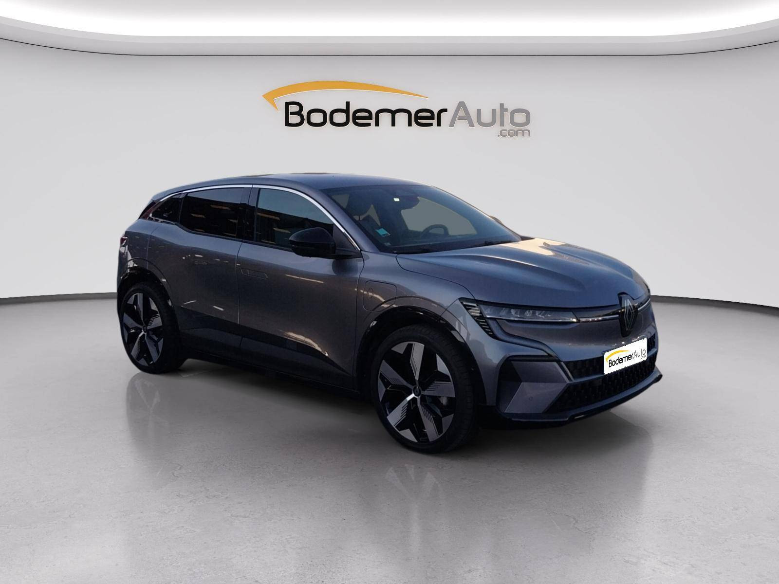 Vente en ligne Renault Megane E-Tech  EV40 130ch standard charge au prix de 18 900 €