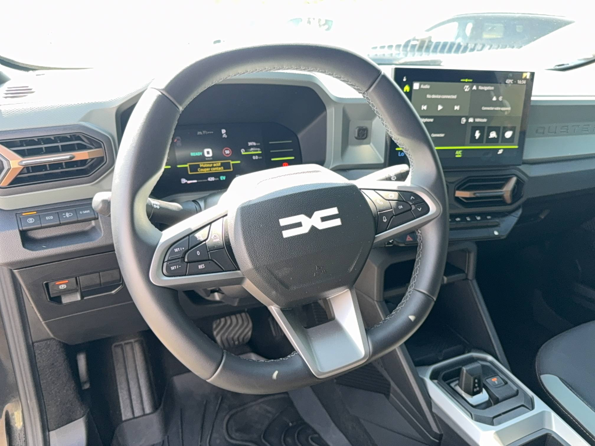 Vente en ligne Dacia Duster  Hybrid 140 au prix de 26 990 €