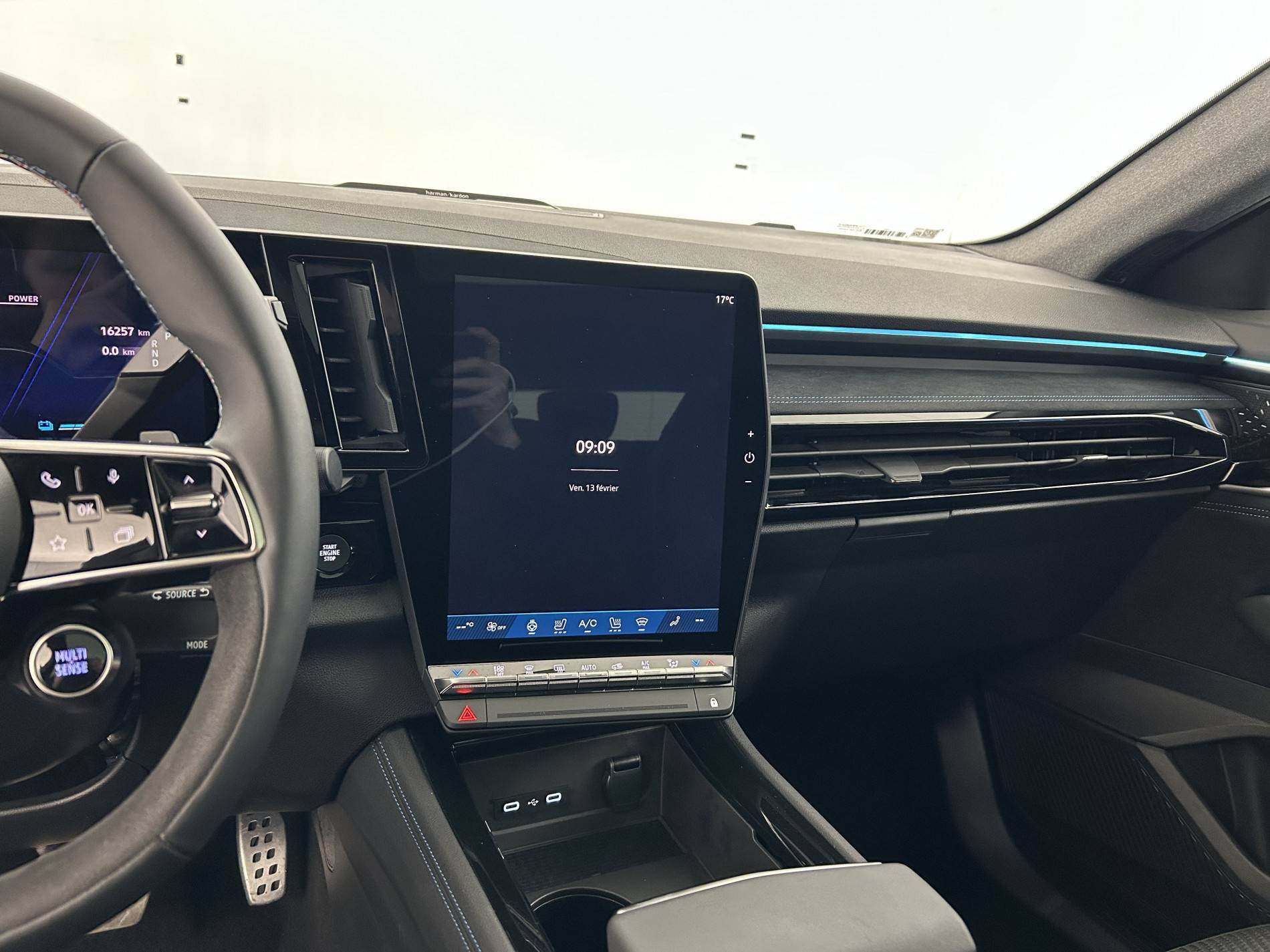 Vente en ligne Renault Austral  E-Tech full hybrid 200 GSR2 au prix de 35 890 €