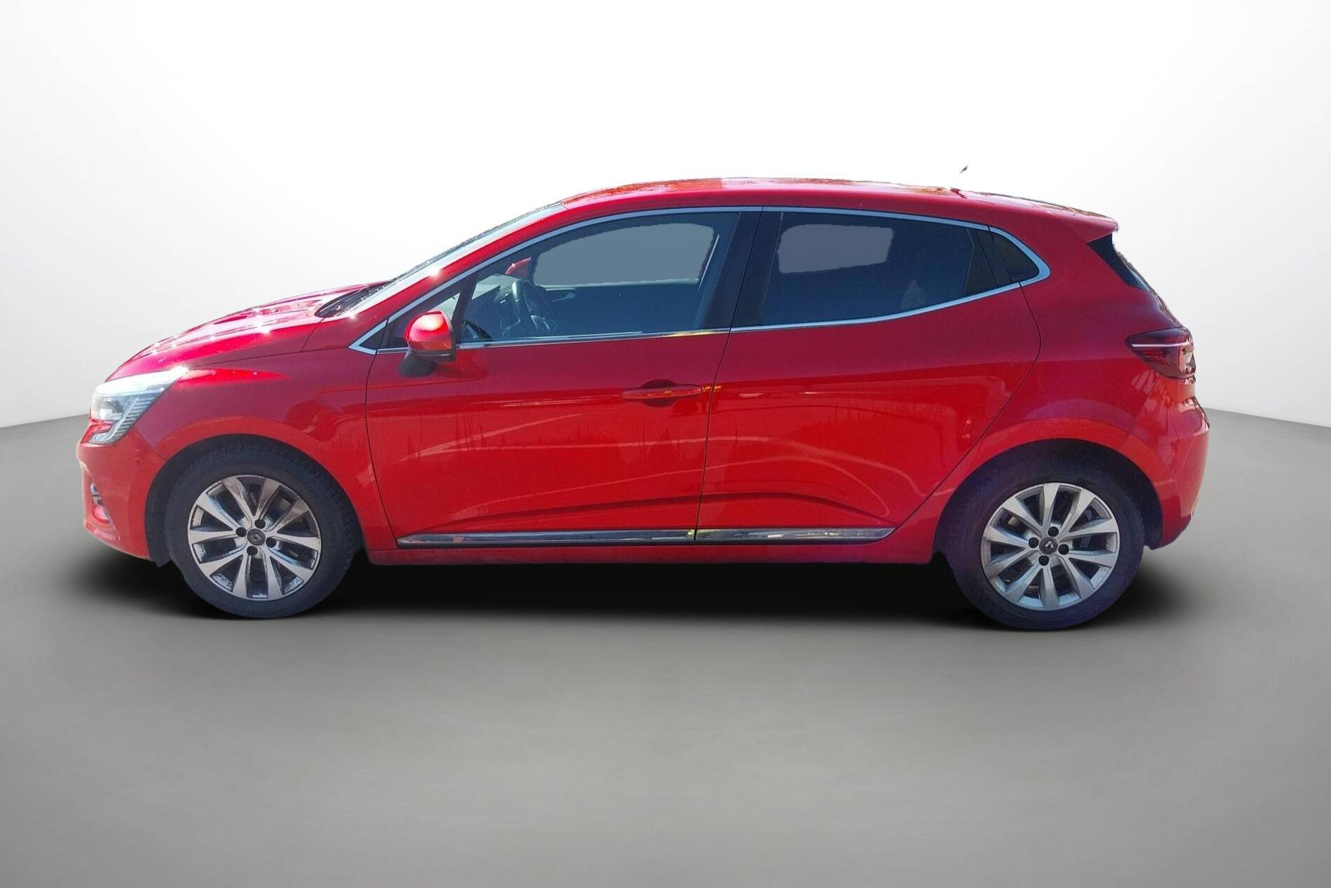 Vente en ligne Renault Clio 5 Clio Blue dCi 115 au prix de 13 990 €