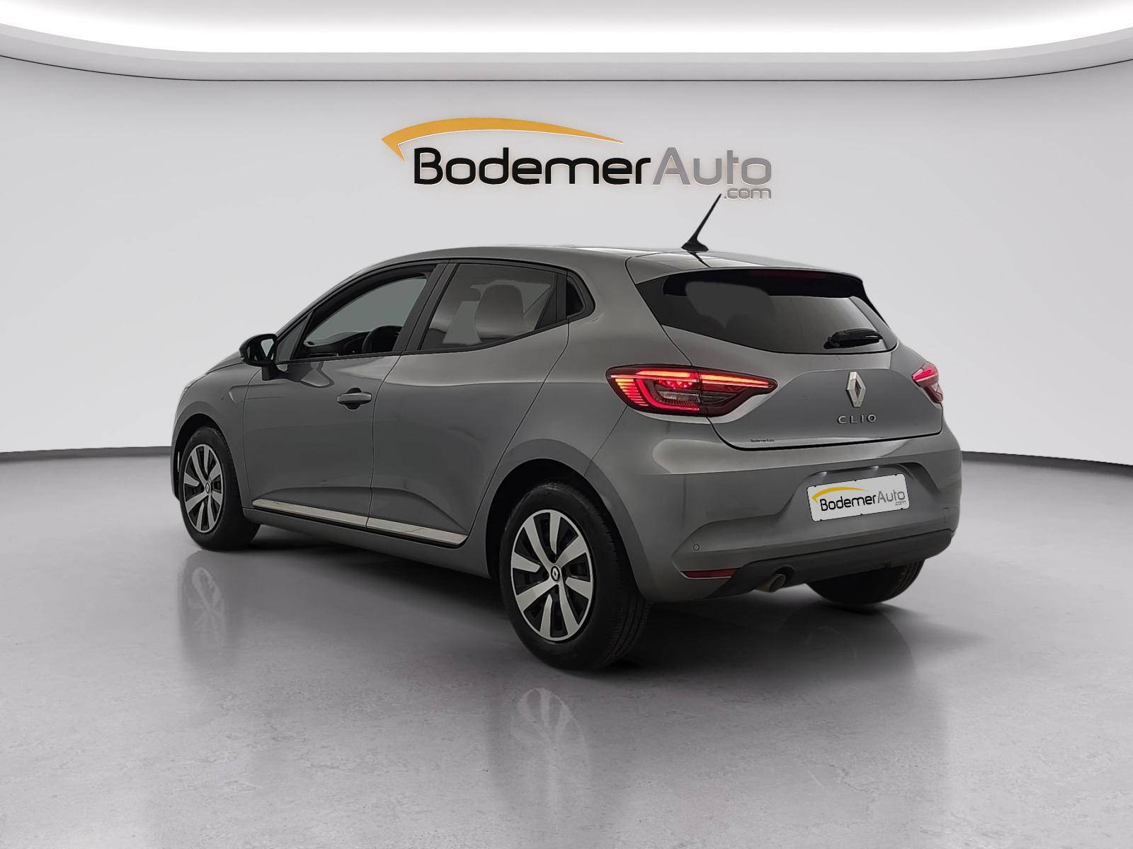 Vente en ligne Renault Clio 5 Clio TCe 90 au prix de 14 790 €