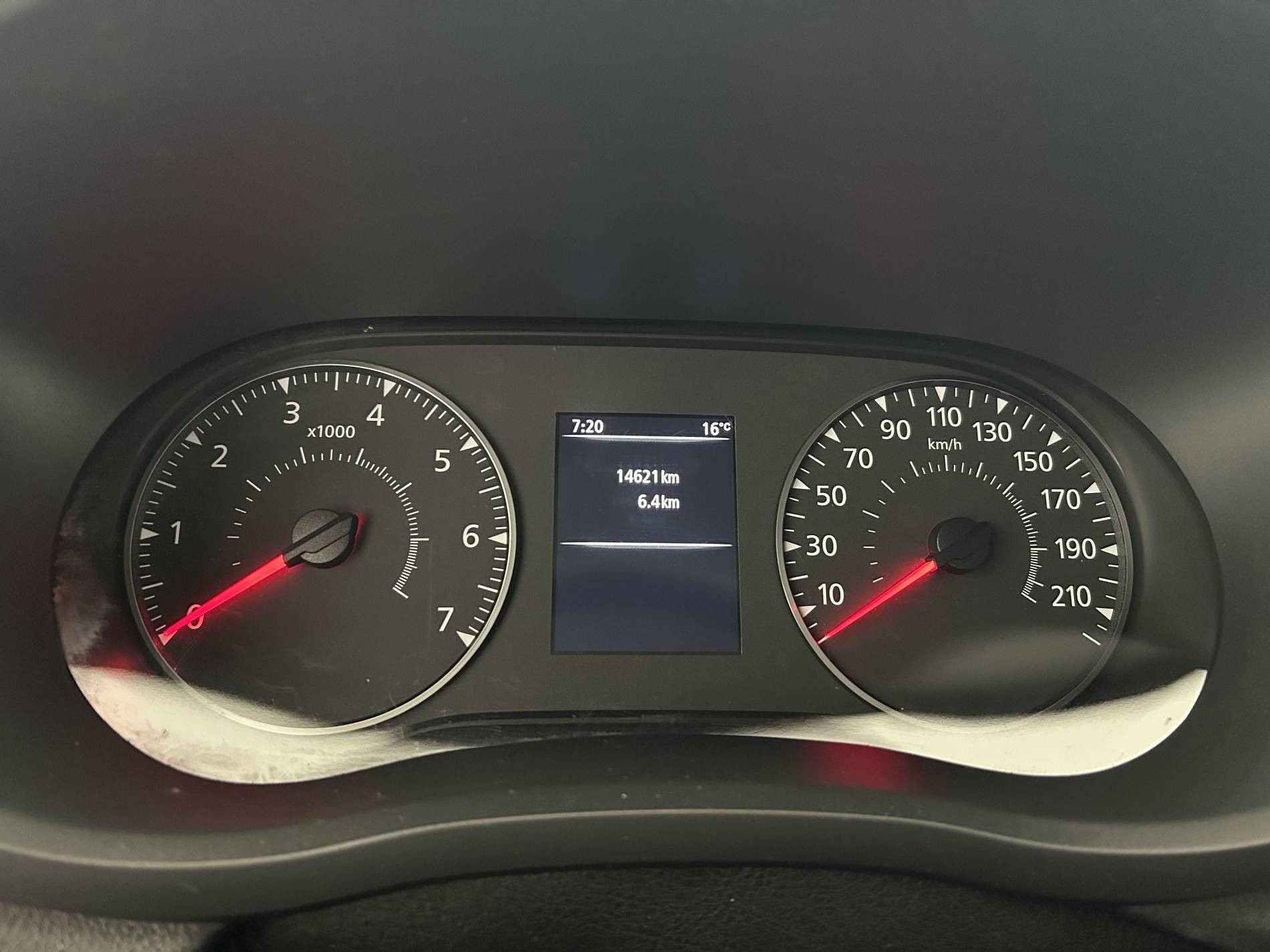 Vente en ligne Renault Master Fourgon MASTER FGN TRAC F3500 L2H2 BLUE DCI 135 au prix de 27 990 €