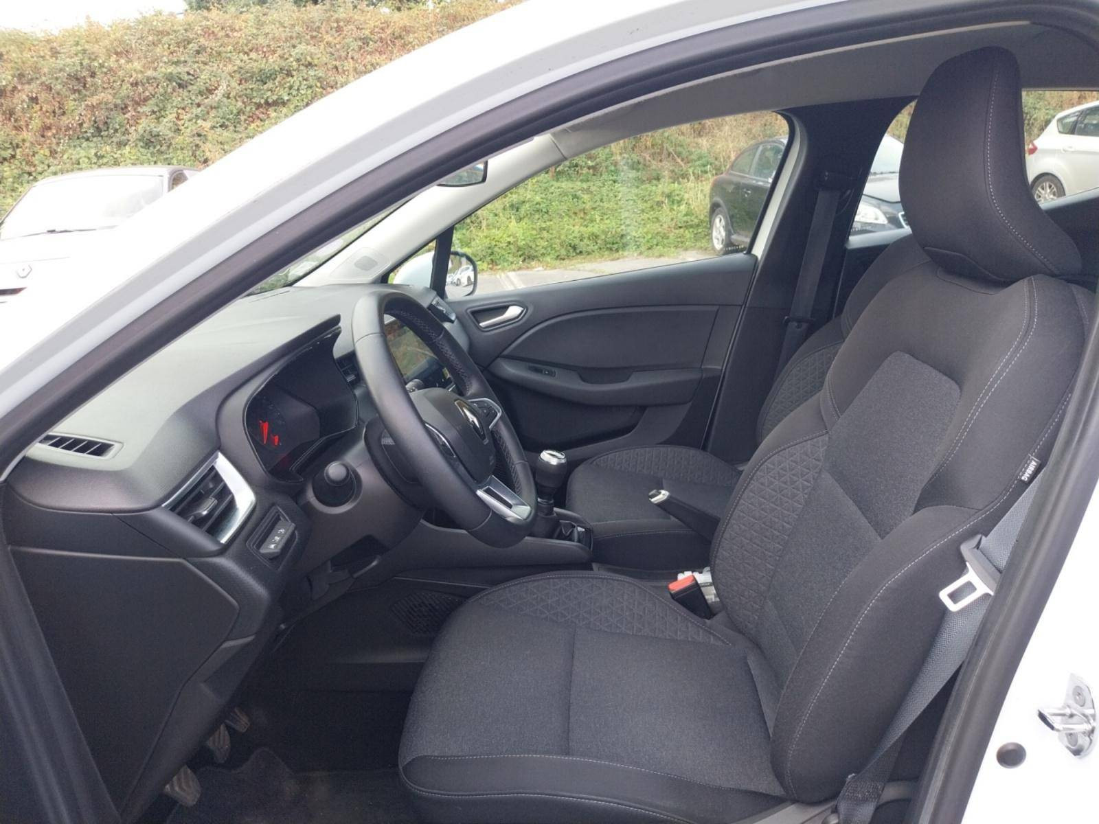 Vente en ligne Renault Clio 5 Clio SCe 65 - 21N au prix de 12 490 €