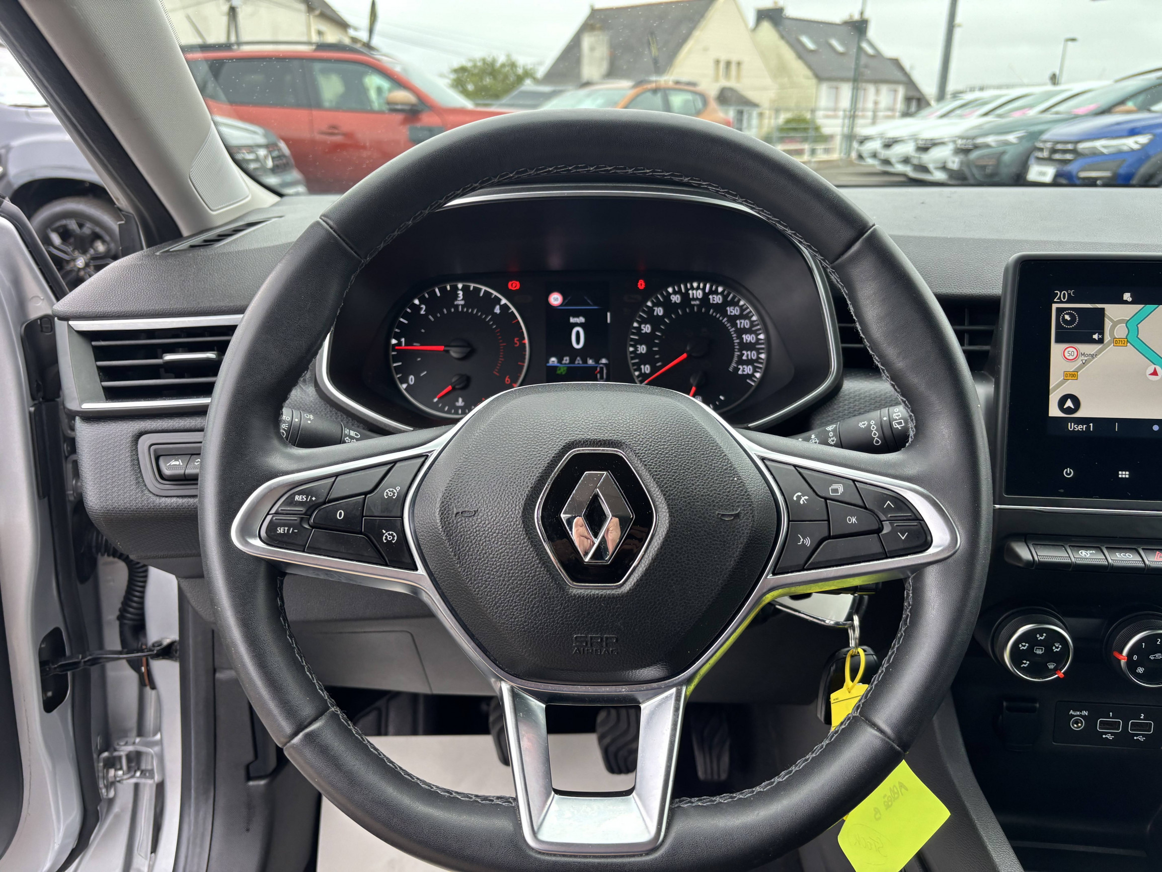 Vente en ligne Renault Clio 5 Clio Blue dCi 85 au prix de 12 990 €