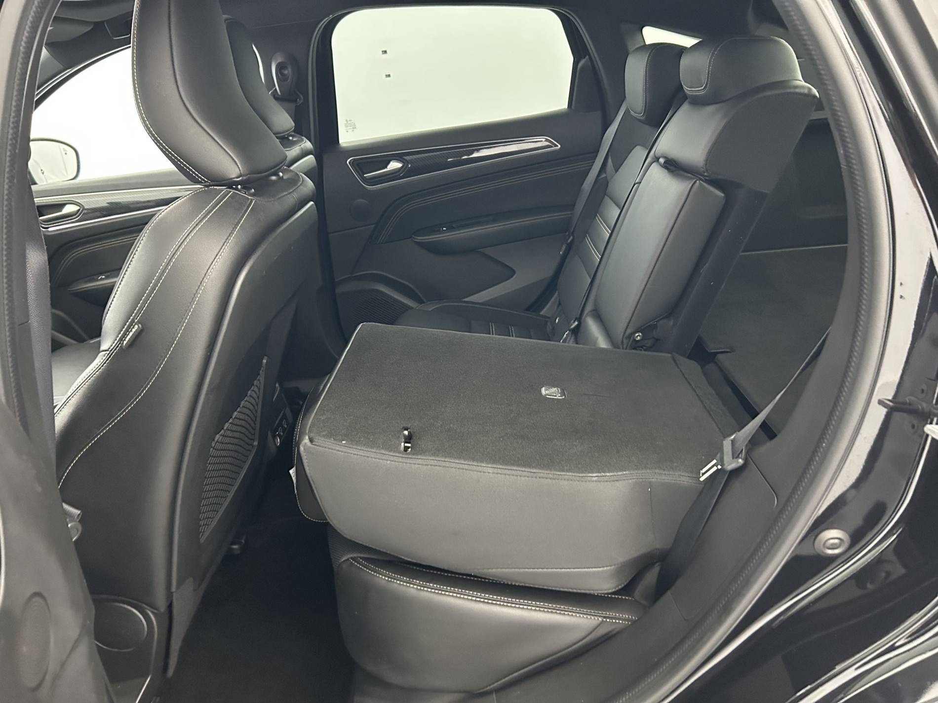 Vente en ligne Renault Arkana  E-Tech hybride 145 - 22 au prix de 21 990 €