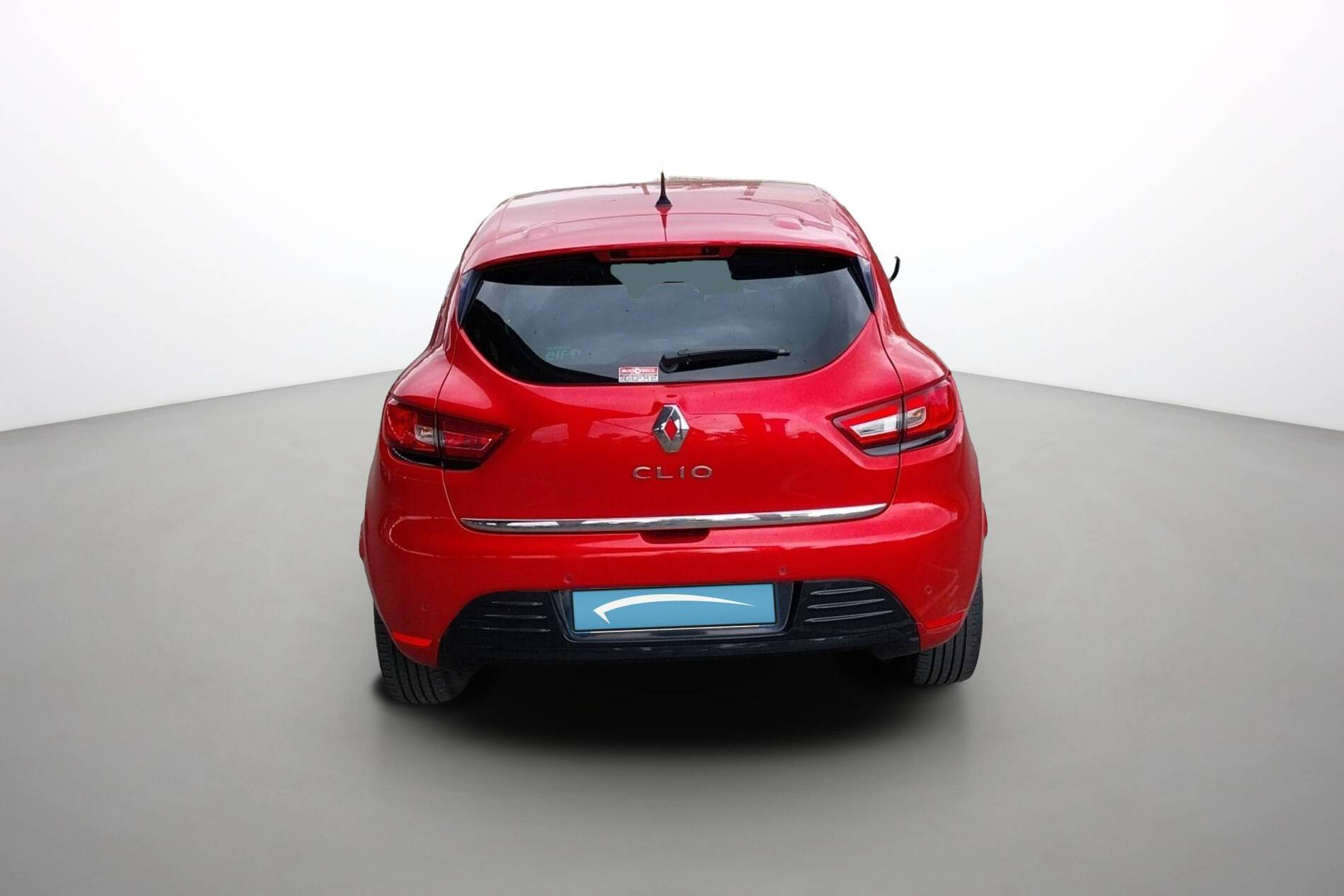 Vente en ligne Renault Clio 4 Clio TCe 90 E6C au prix de 11 790 €