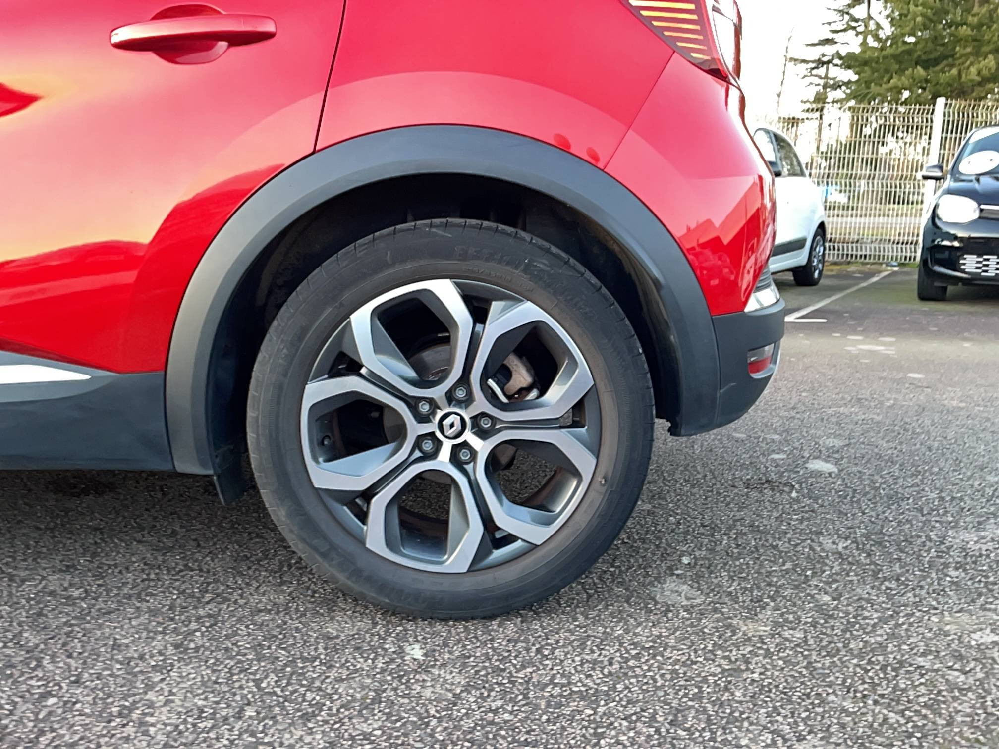 Vente en ligne Renault Captur  E-Tech 145 - 21 au prix de 18 490 €