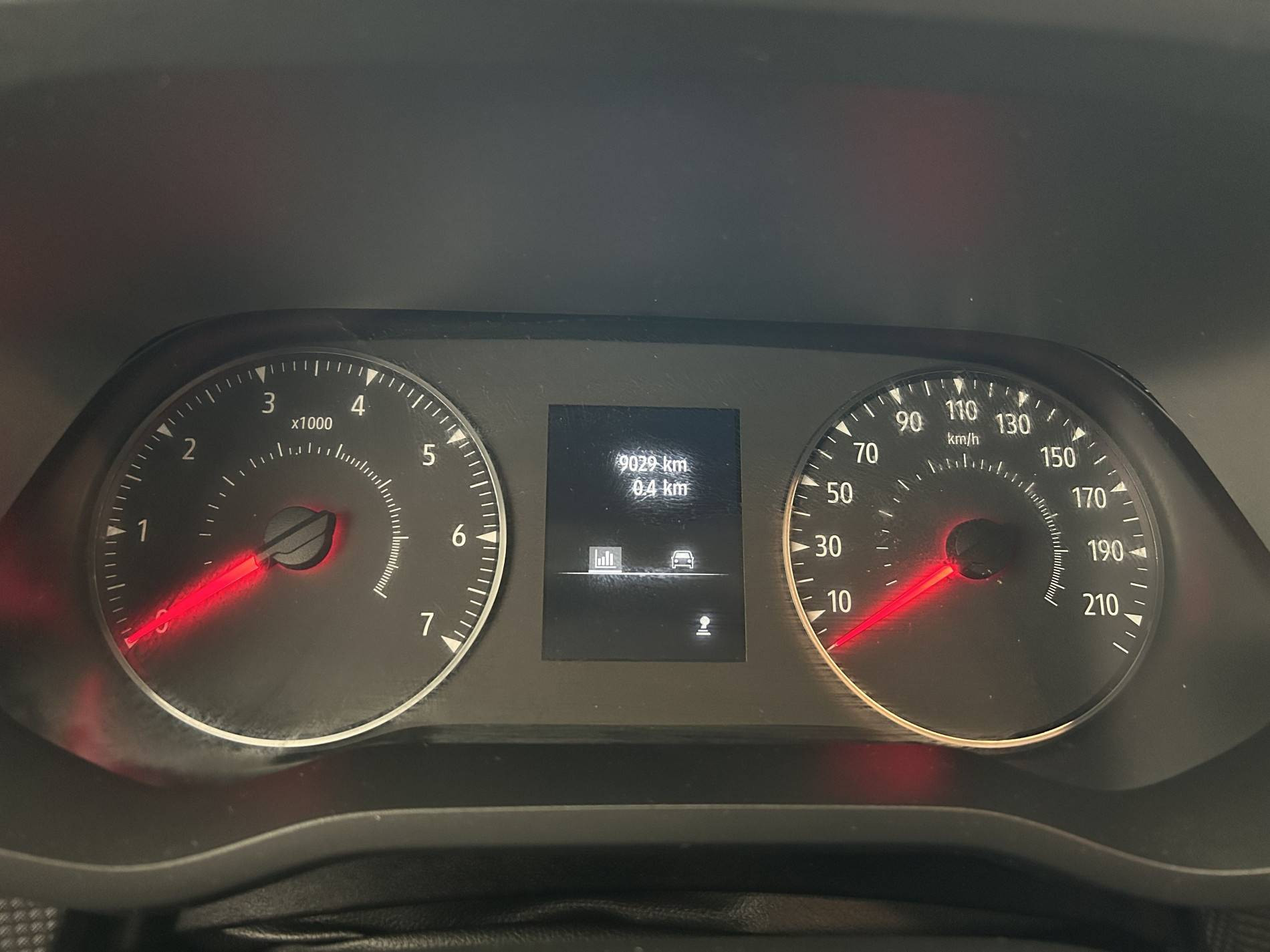 Vente en ligne Renault Trafic 3 Fourgon TRAFIC FG BLUE DCI 130 L1H1 3T GSR2 au prix de 24 990 €