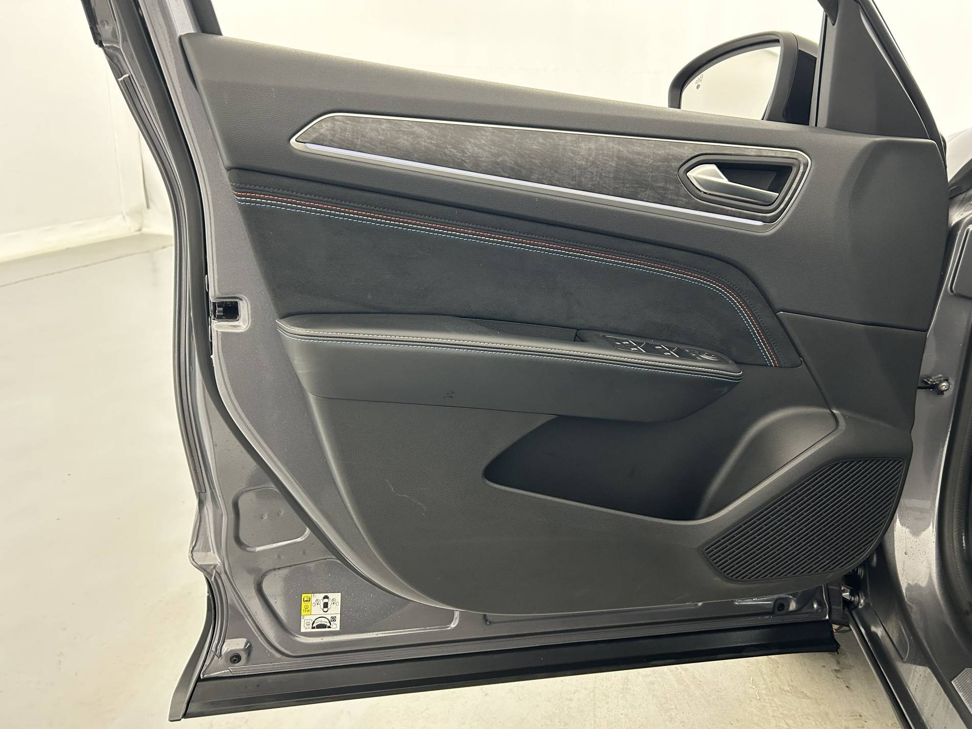 Vente en ligne Renault Arkana  E-Tech full hybrid 145 GSR2 au prix de 27 990 €