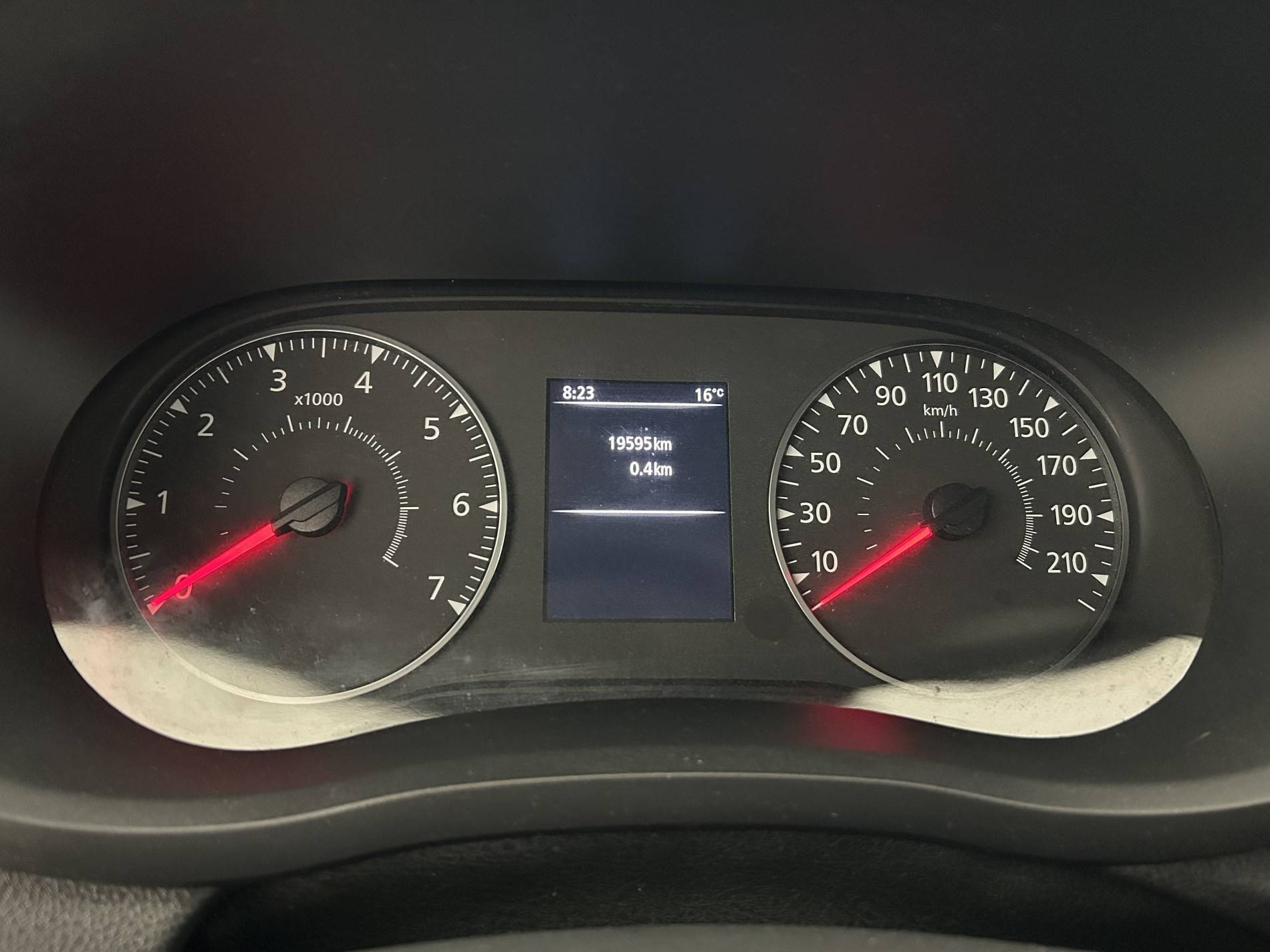 Vente en ligne Renault Master Fourgon MASTER FGN TRAC F3500 L3H3 BLUE DCI 135 au prix de 28 990 €
