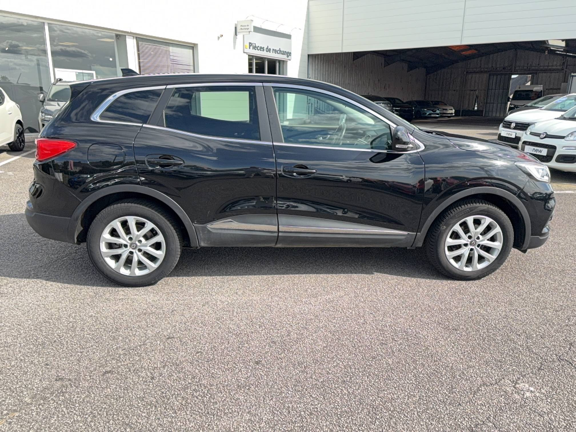 Vente en ligne Renault Kadjar  Blue dCi 115 EDC au prix de 15 990 €