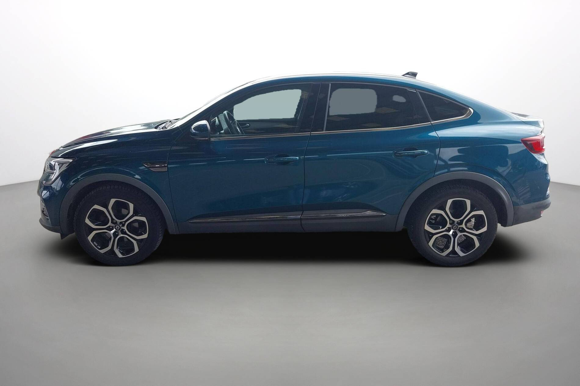 Vente en ligne Renault Arkana  E-Tech 145 - 21B au prix de 17 390 €