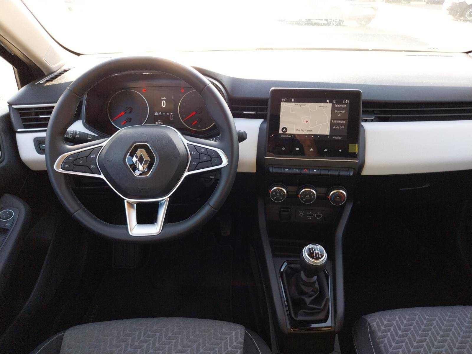 Vente en ligne Renault Clio 5 Clio TCe 100 GPL au prix de 13 990 €