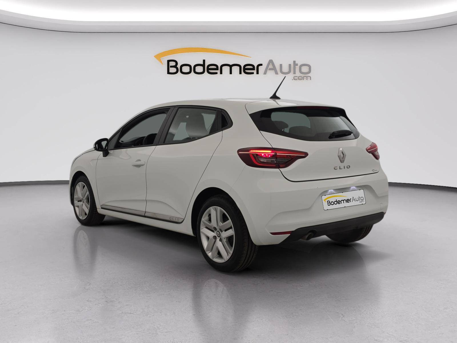 Vente en ligne Renault Clio 5 Clio SCe 65 - 21N au prix de 12 490 €