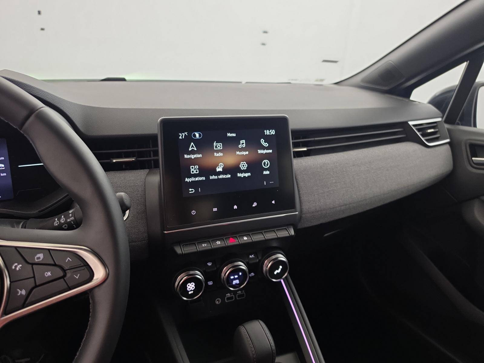 Vente en ligne Renault Clio 5 Clio E-Tech full hybrid 145 ch GSR2 au prix de 20 500 €