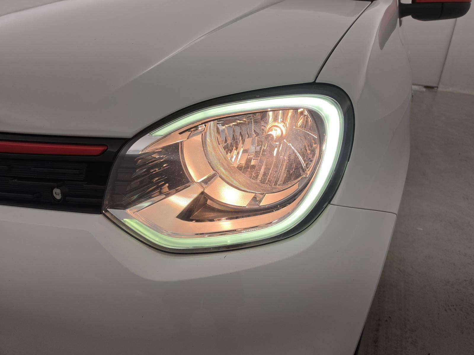 Vente en ligne Renault Twingo Electrique Twingo III E-Tech au prix de 10 880 €
