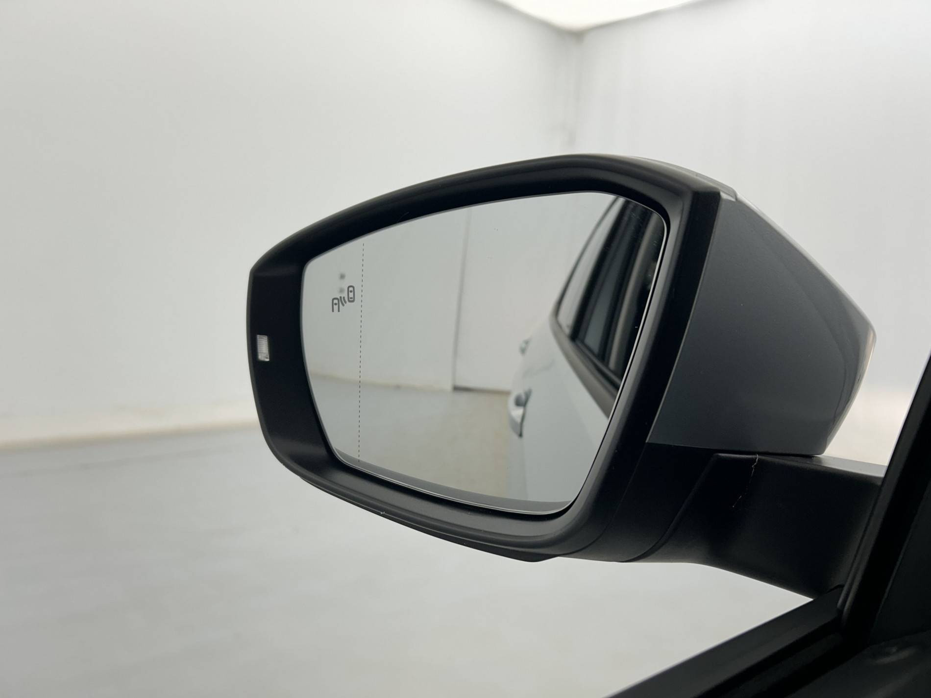 Vente en ligne Volkswagen T-Cross  1.0 TSI 110 Start/Stop DSG7 au prix de 22 990 €