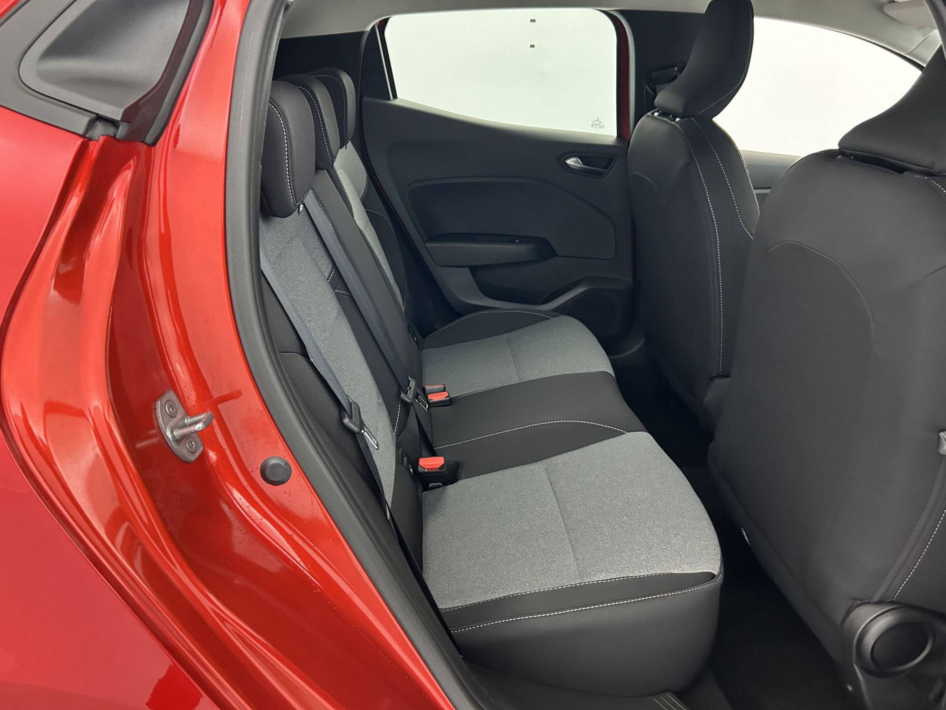 Vente en ligne Renault Clio 5 Clio Blue dCi 100 ch GSR2 au prix de 18 590 €