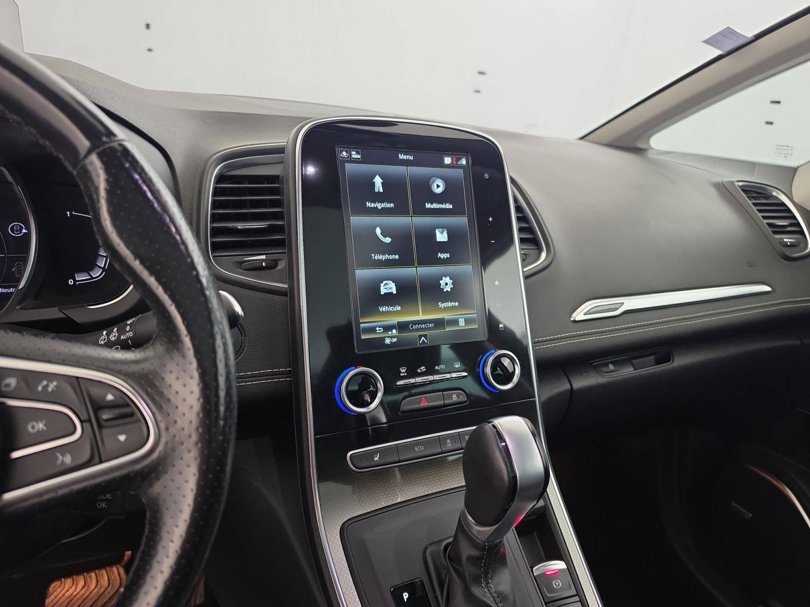 Vente en ligne Renault Grand Scenic 4 Grand Scenic Blue dCi 150 EDC au prix de 18 990 €