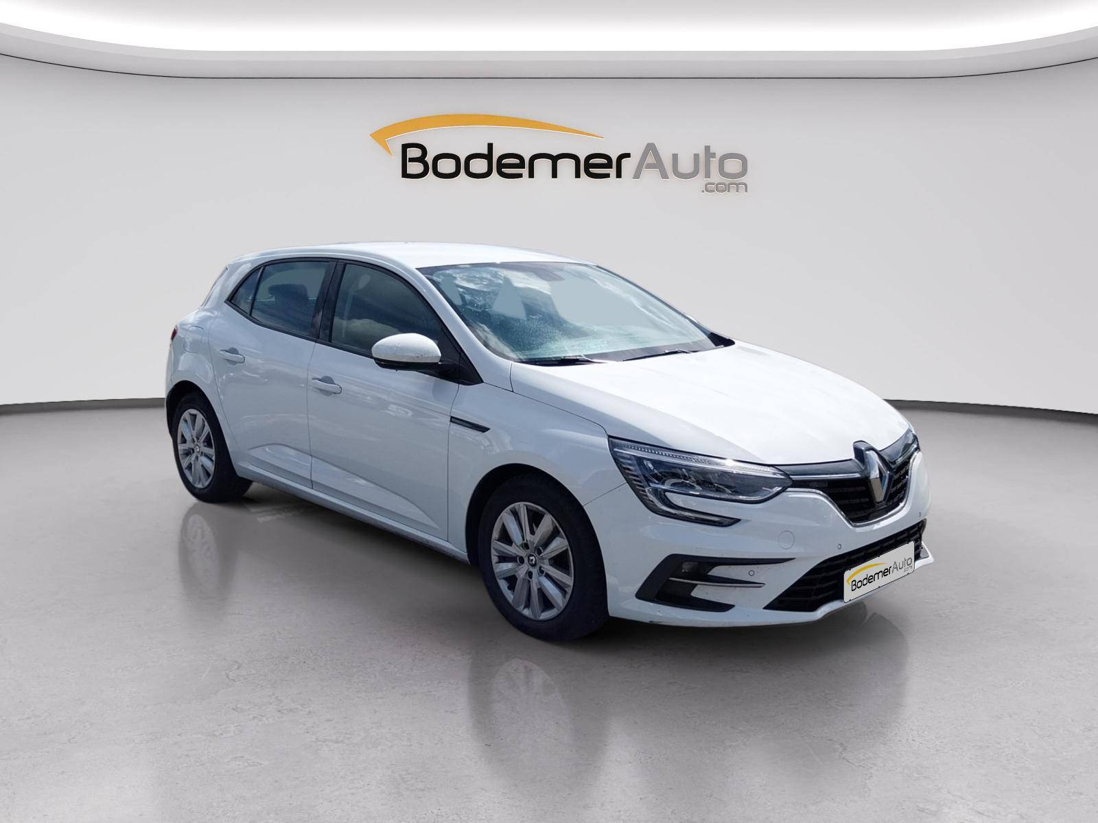 Vente en ligne Renault Megane 4  Blue dCi 115 au prix de 13 490 €