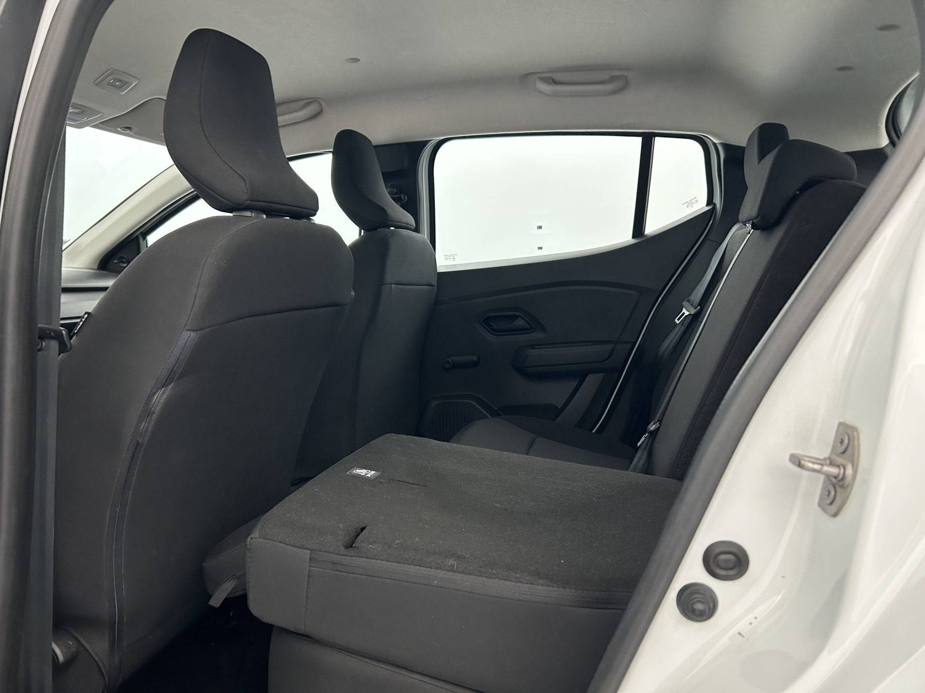 Vente en ligne Dacia Sandero  ECO-G 100 au prix de 12 990 €