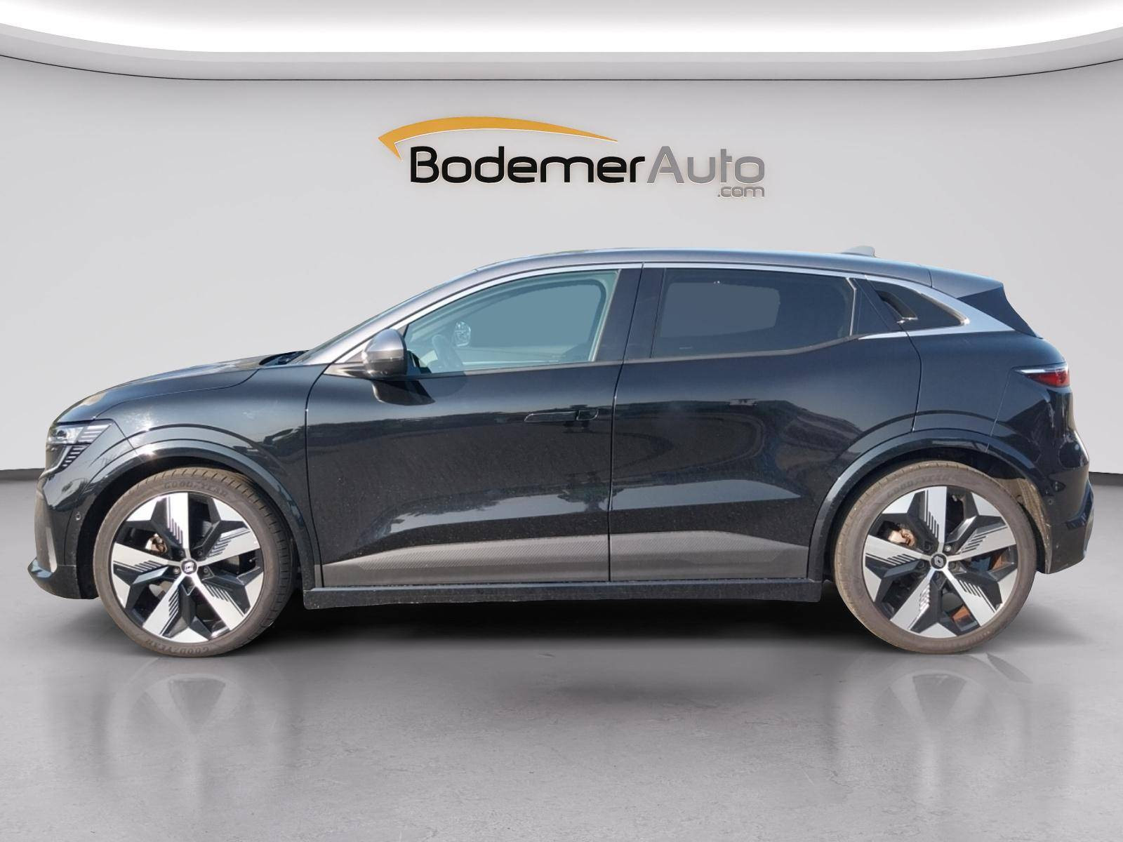 Vente en ligne Renault Megane E-Tech  EV60 220 ch super charge au prix de 23 490 €