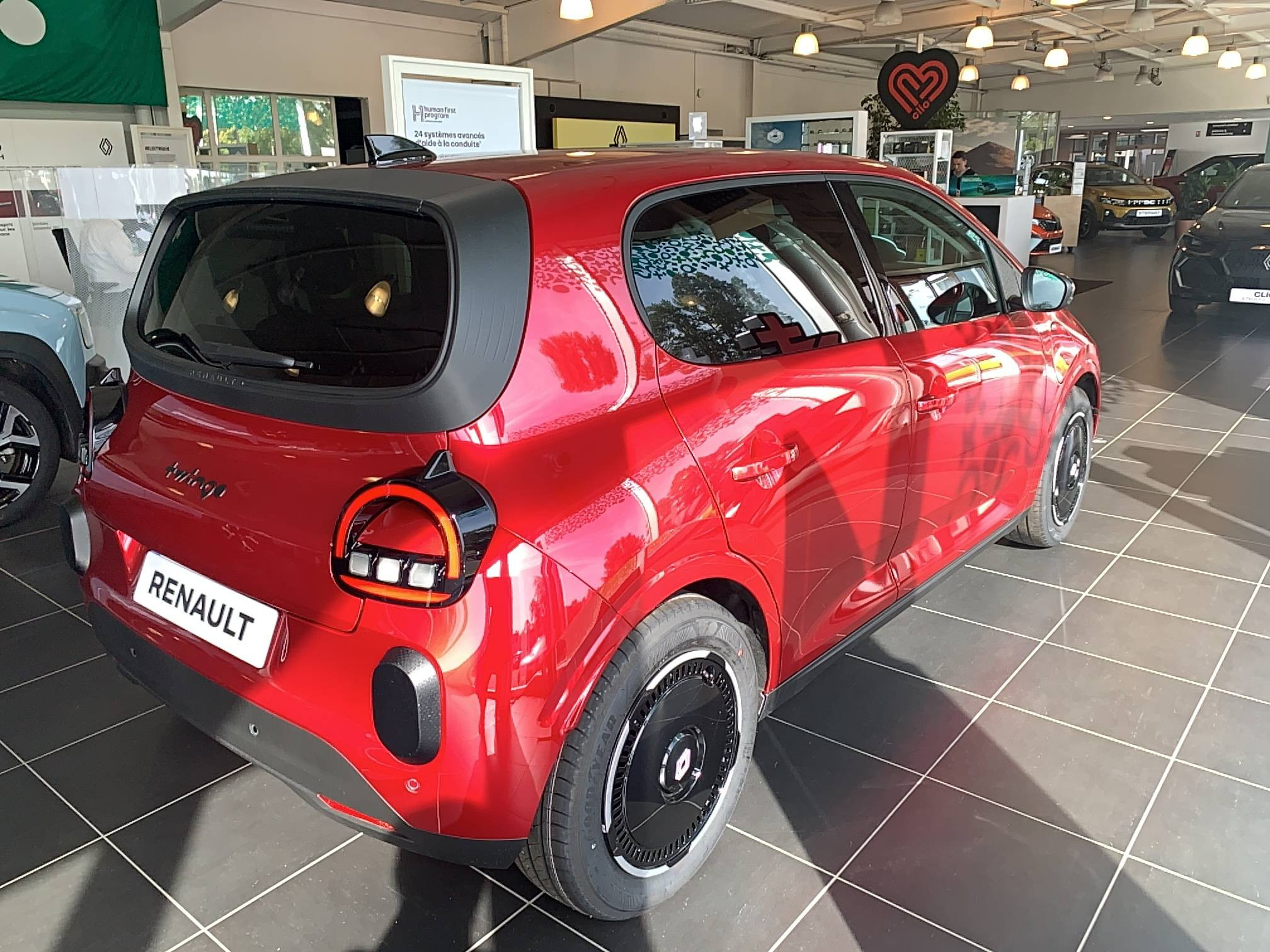 Vente en ligne Renault Twingo Electrique  80 ch autonomie urbaine au prix de 22 190 €