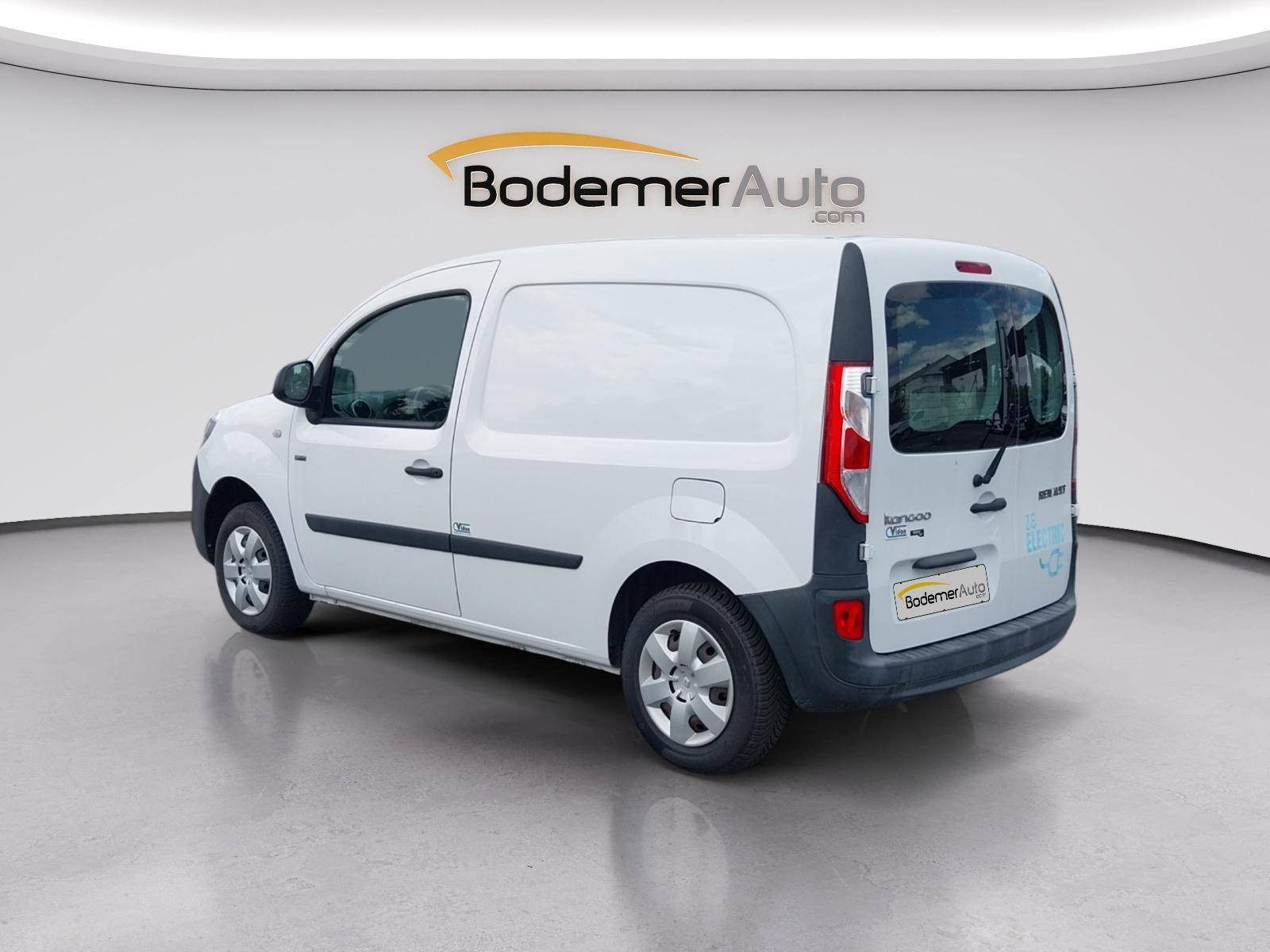 Vente en ligne Renault Kangoo Electrique KANGOO Z.E. 33 au prix de 14 990 €