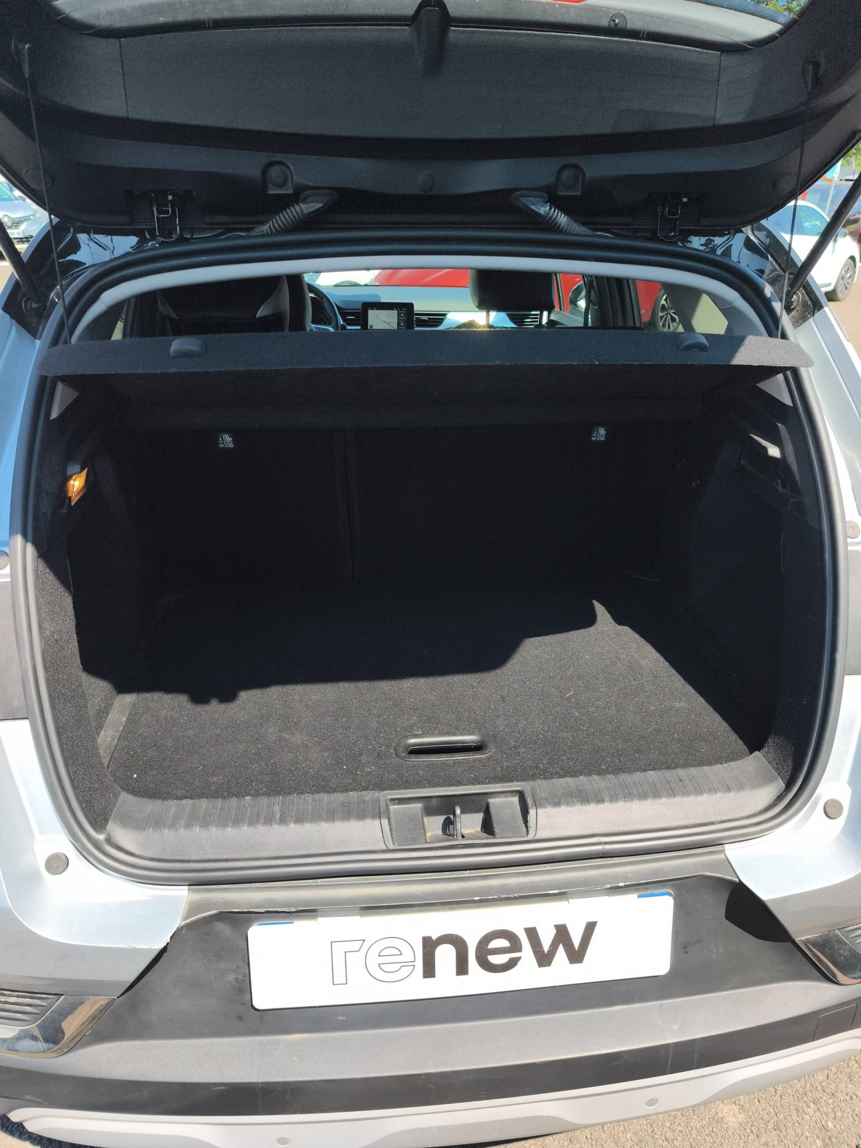 Vente en ligne Renault Captur  mild hybrid 160 EDC au prix de 17 690 €