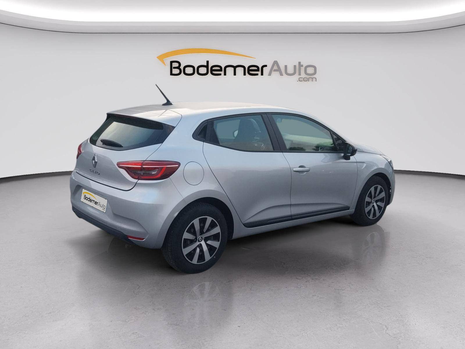 Vente en ligne Renault Clio 5 Clio TCe 90 au prix de 13 690 €