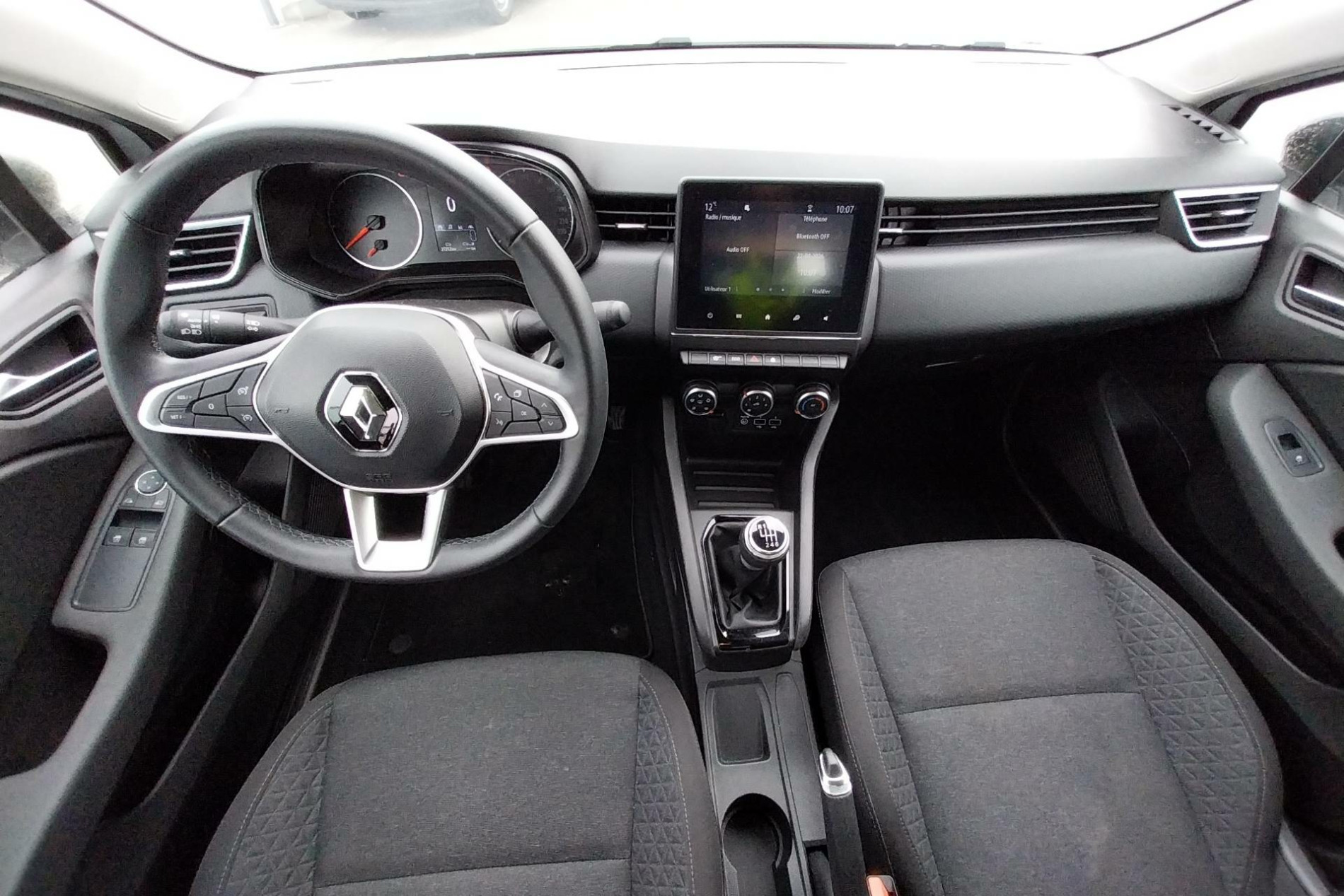Vente en ligne Renault Clio 5 Clio TCe 90 au prix de 13 990 €