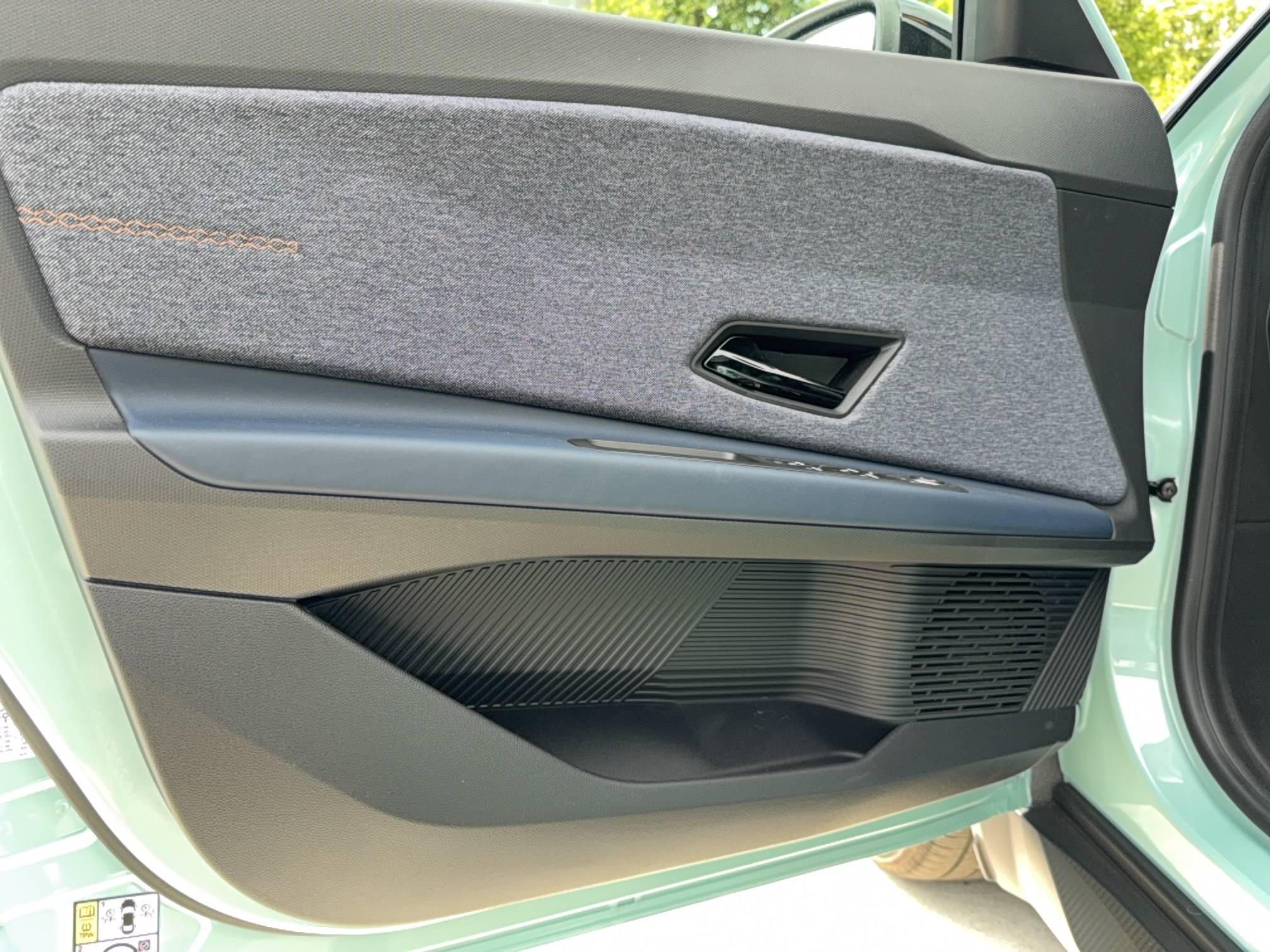 Vente en ligne Renault R4 E-Tech  150 ch autonomie confort au prix de 39 790 €