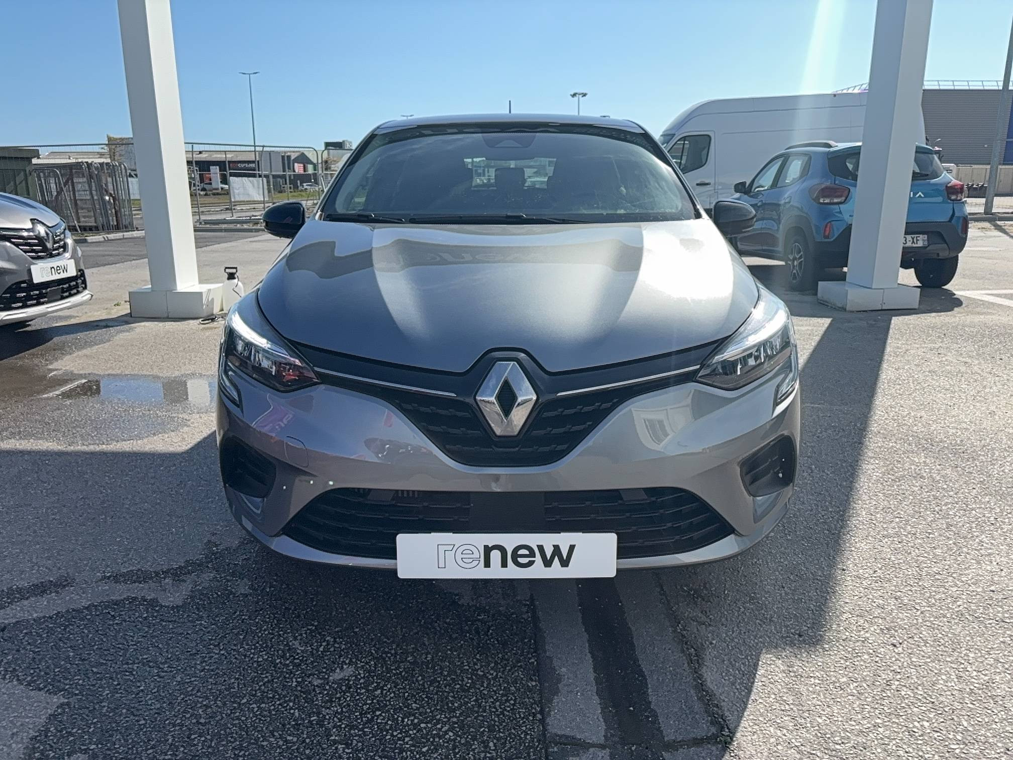 Vente en ligne Renault Clio 5 Clio TCe 90 au prix de 12 990 €