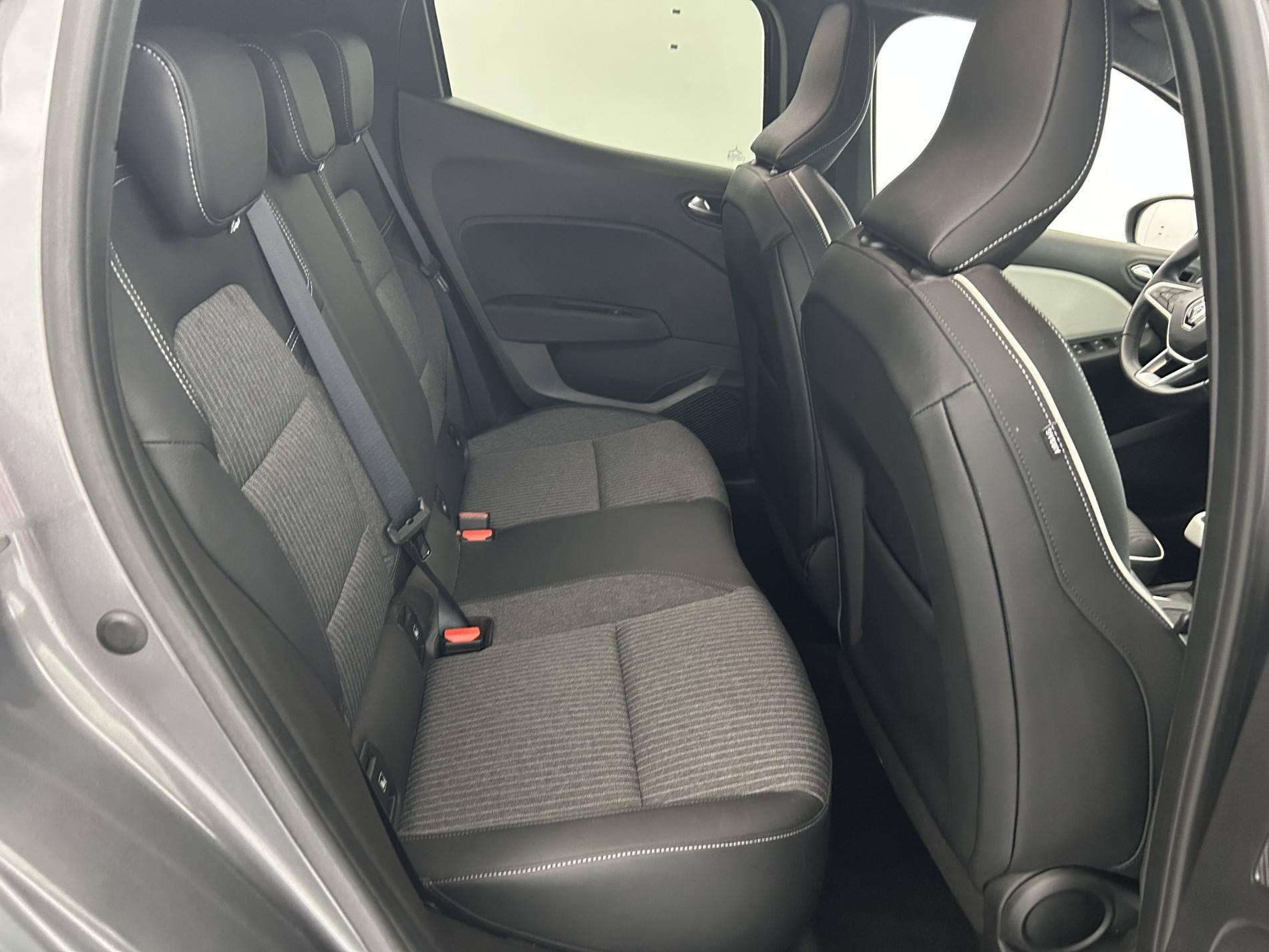 Vente en ligne Renault Clio 5 Clio TCe 90 au prix de 14 990 €
